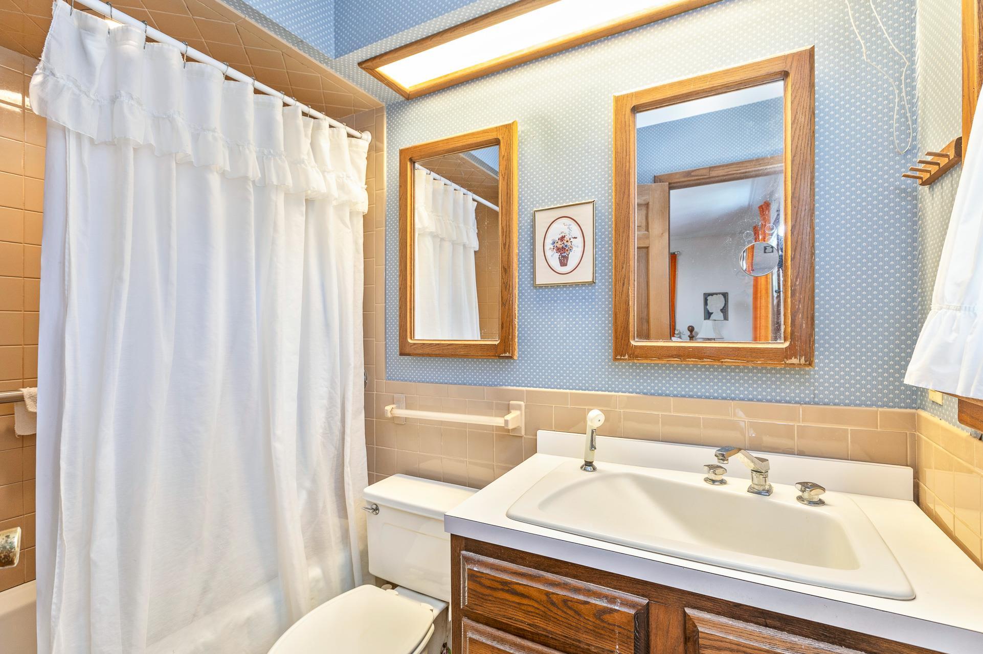 Single Family Parkside  Suffolk County, NY 11764, MLS-855804-21