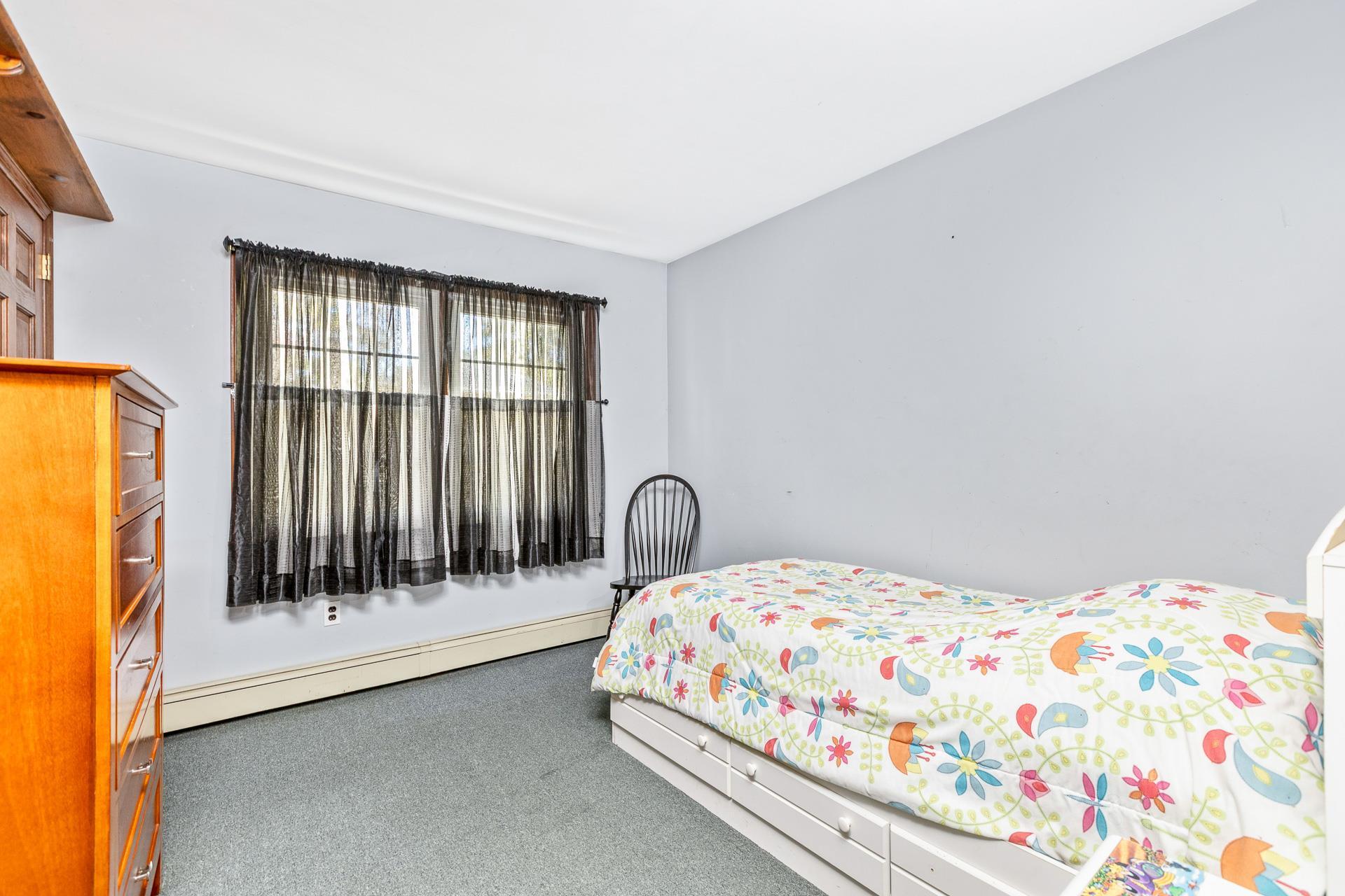 Single Family Parkside  Suffolk County, NY 11764, MLS-855804-22
