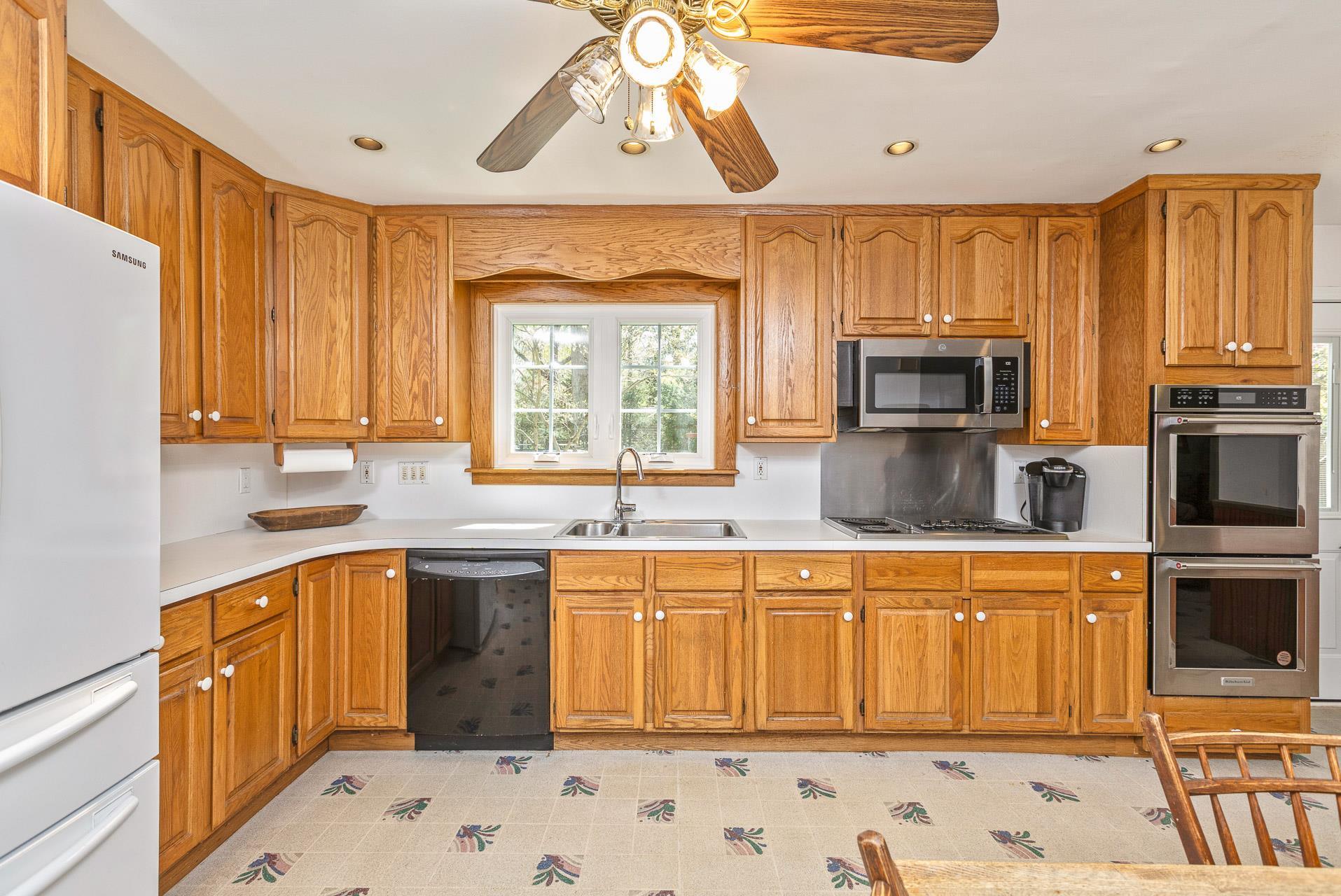 Single Family Parkside  Suffolk County, NY 11764, MLS-855804-8