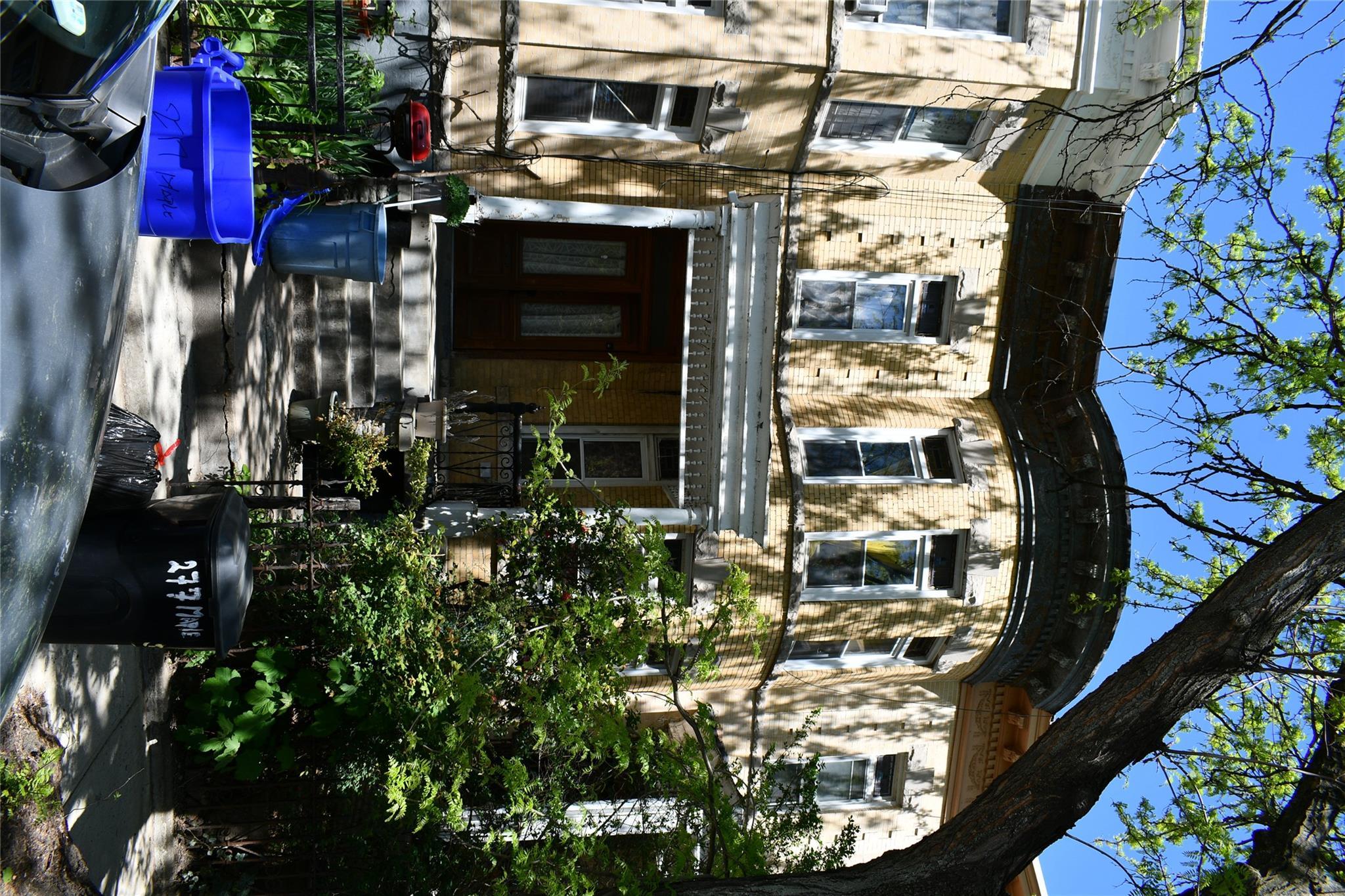 Single Family Maple  Brooklyn, NY 11225, MLS-855812-4
