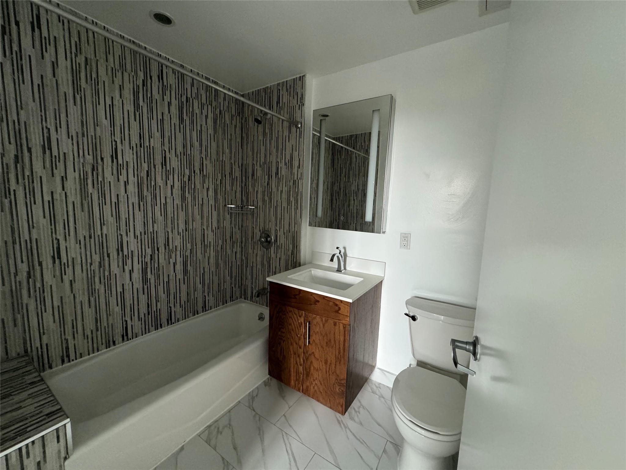 Apartment Lander  Queens, NY 11435, MLS-855815-6