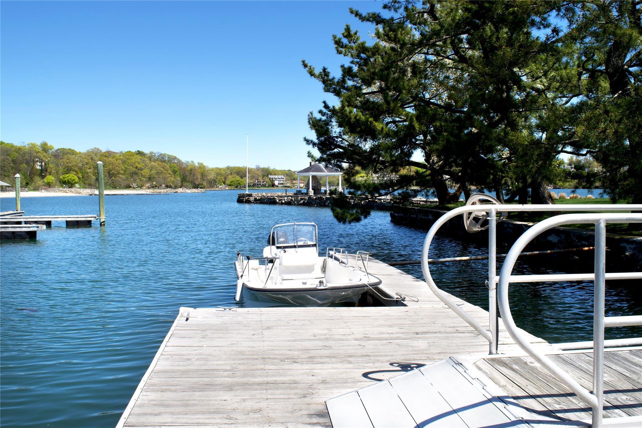 Single Family Rich  Out Of Area, NY 06830, MLS-855821-32