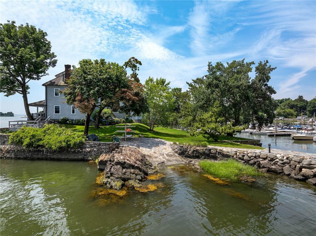 Single Family Rich  Out Of Area, NY 06830, MLS-855821-6