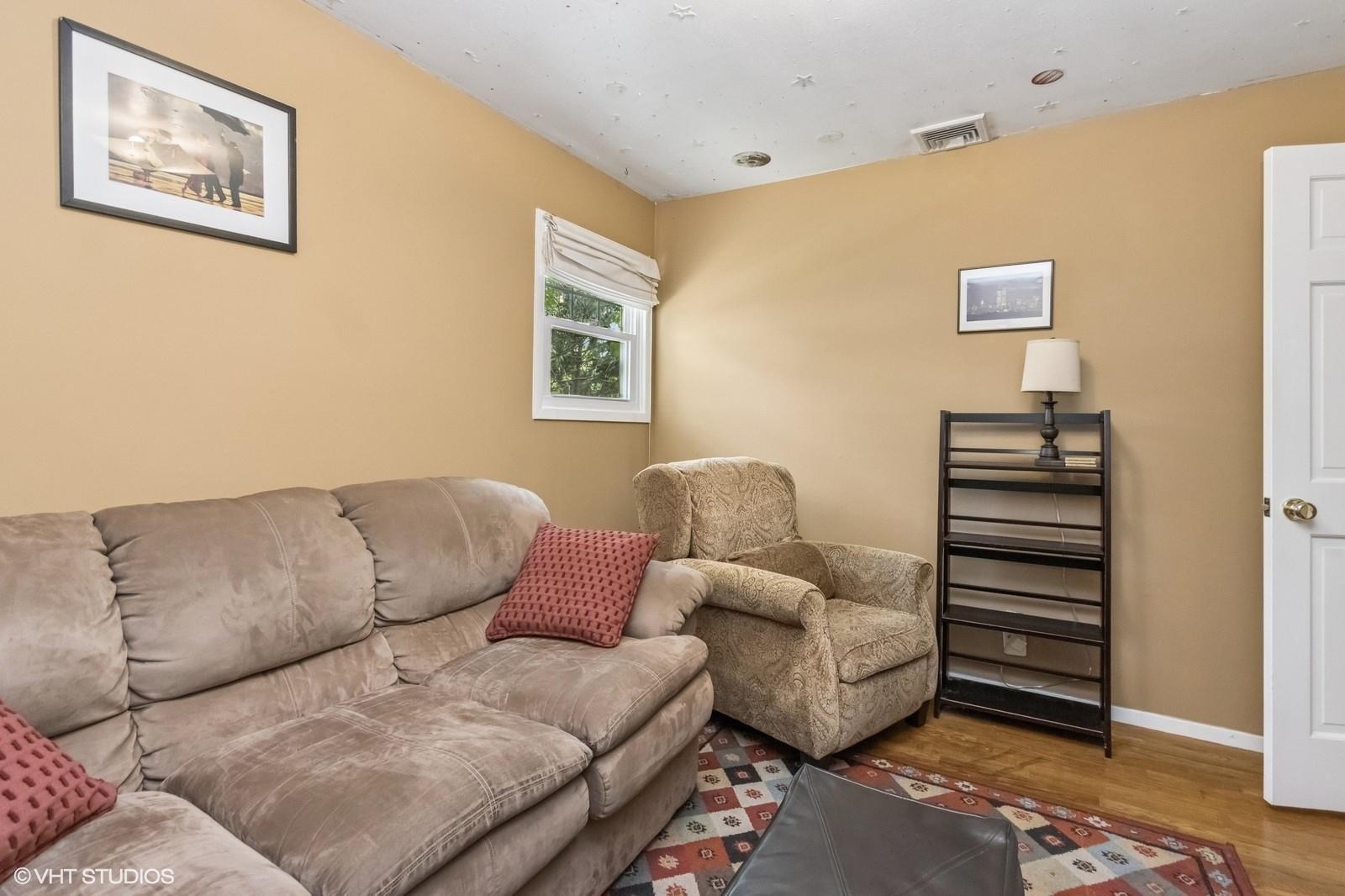 Single Family Oakwood  Dutchess County, NY 12590, MLS-855825-17