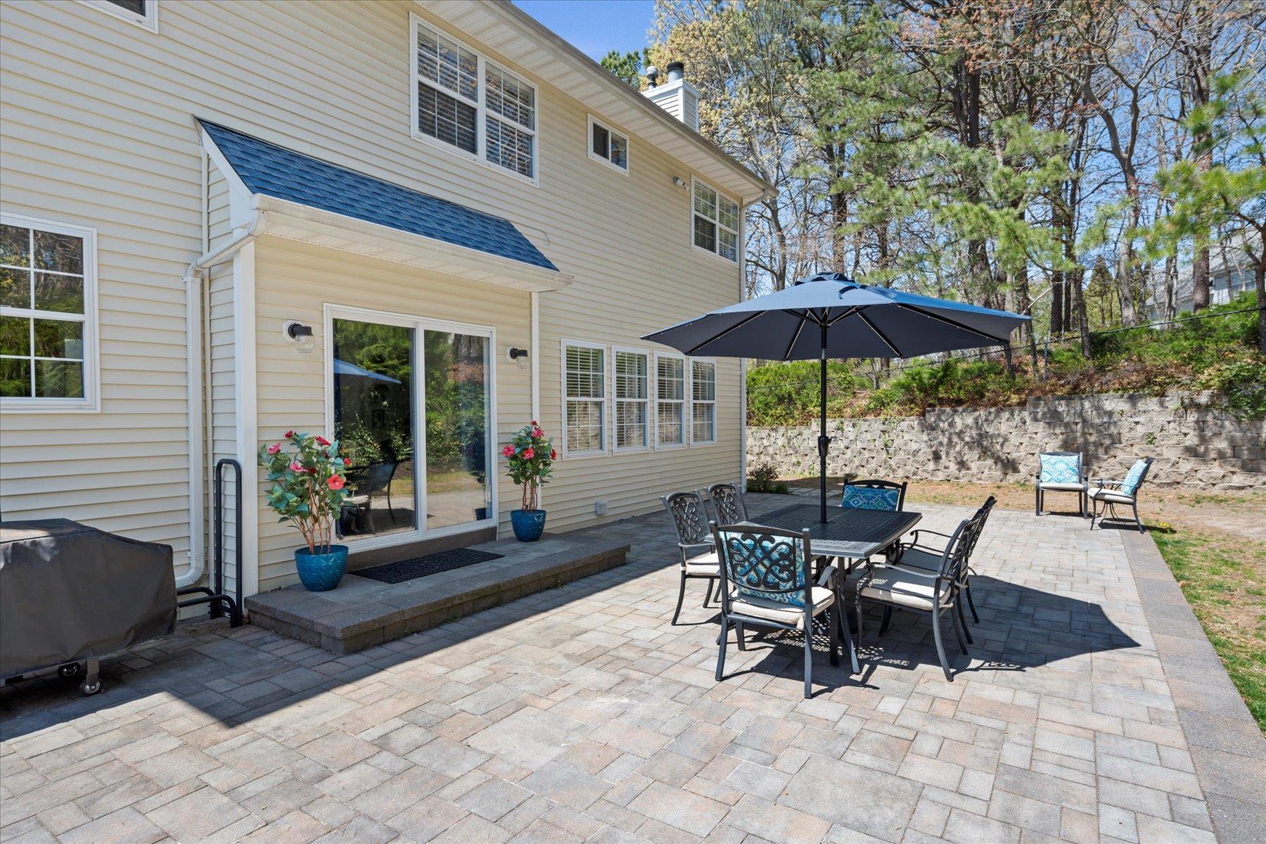 Single Family Shadyview  Suffolk County, NY 11949, MLS-855832-9