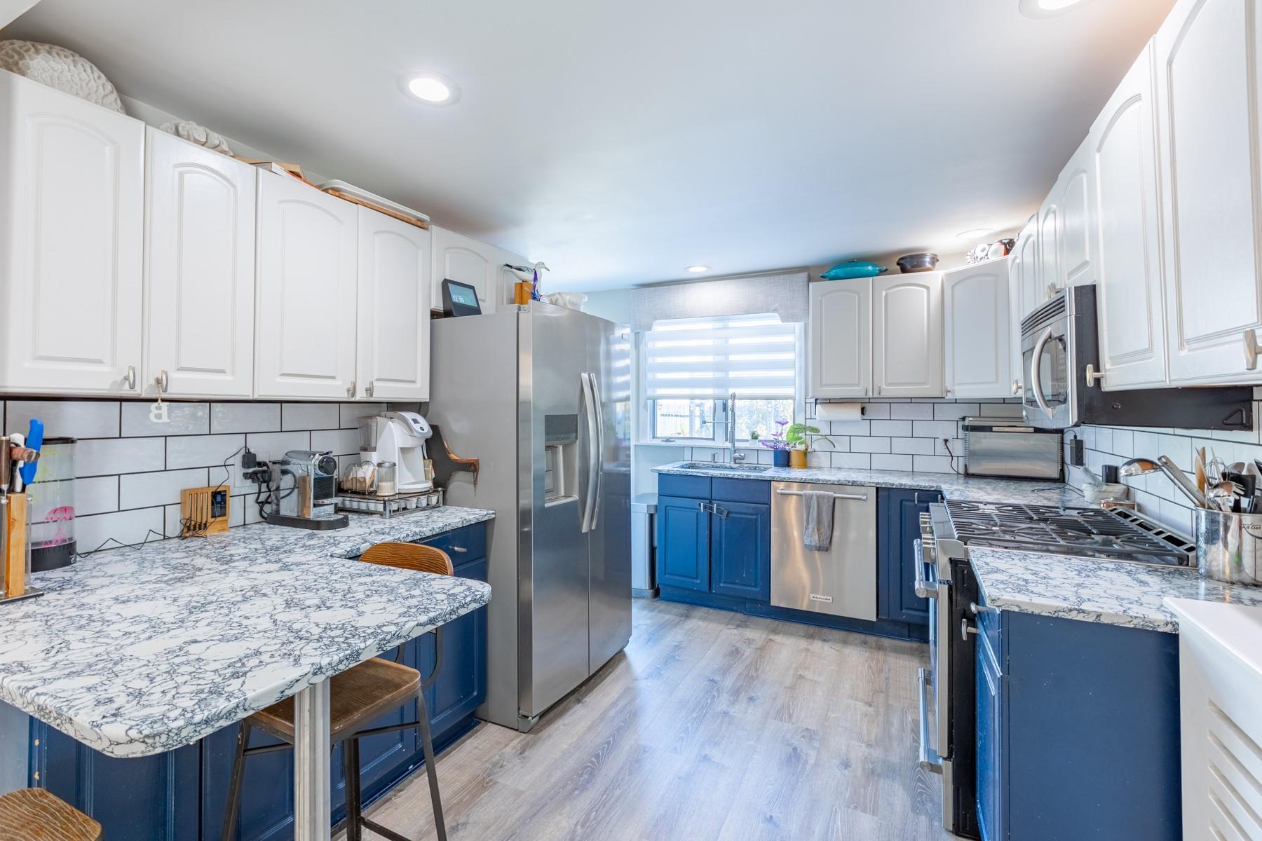 Single Family Smith  Suffolk County, NY 11751, MLS-855834-16