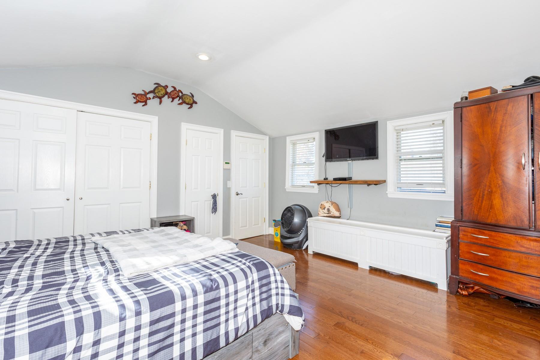 Single Family Smith  Suffolk County, NY 11751, MLS-855834-25