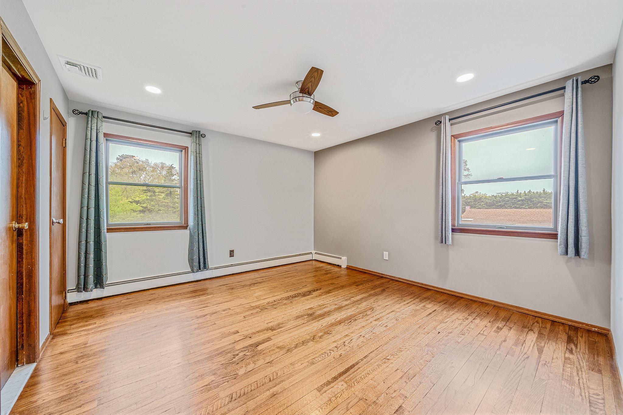 Single Family Cedarhurst  Suffolk County, NY 11752, MLS-855839-11