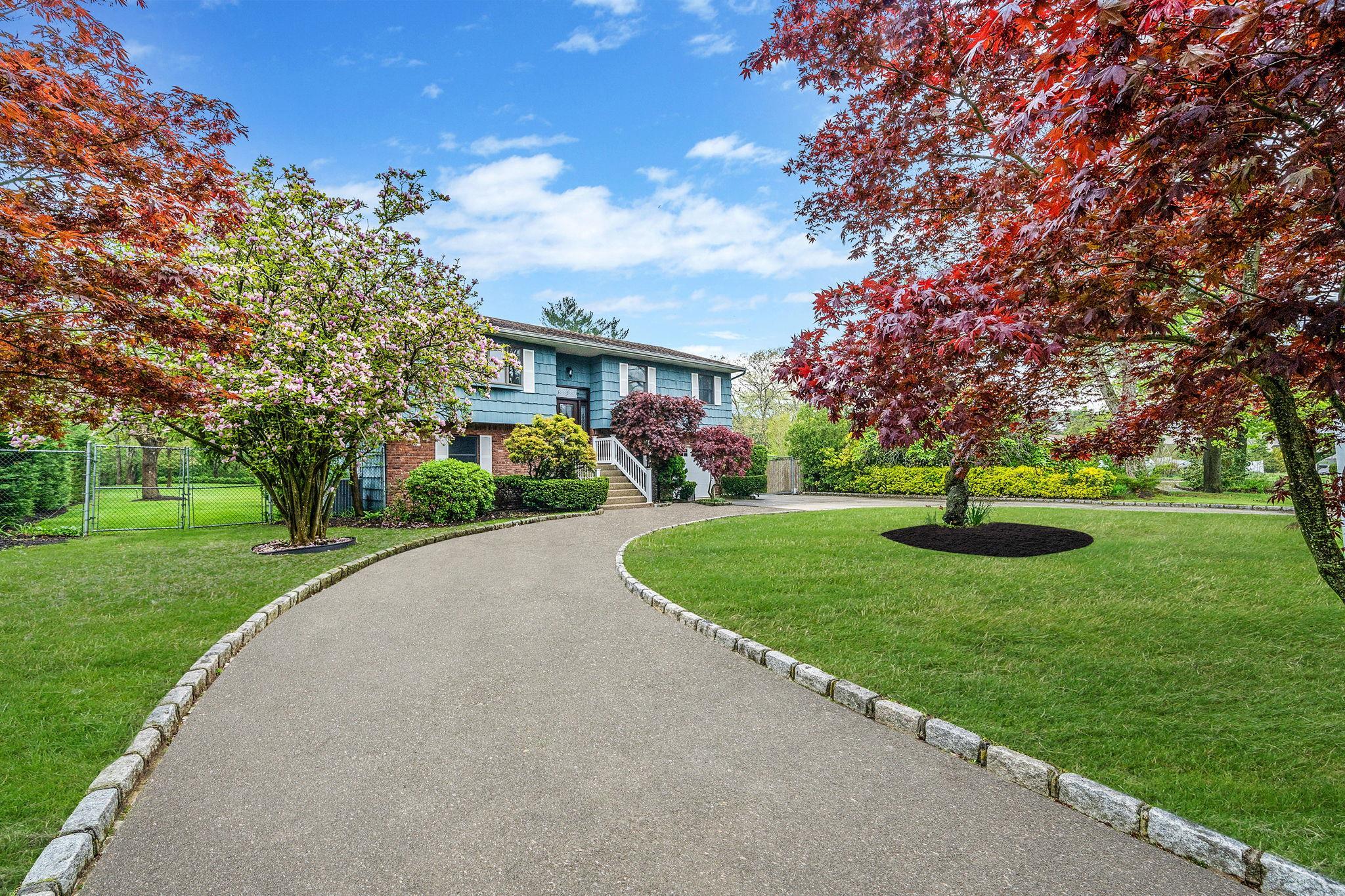Single Family Cedarhurst  Suffolk County, NY 11752, MLS-855839-18