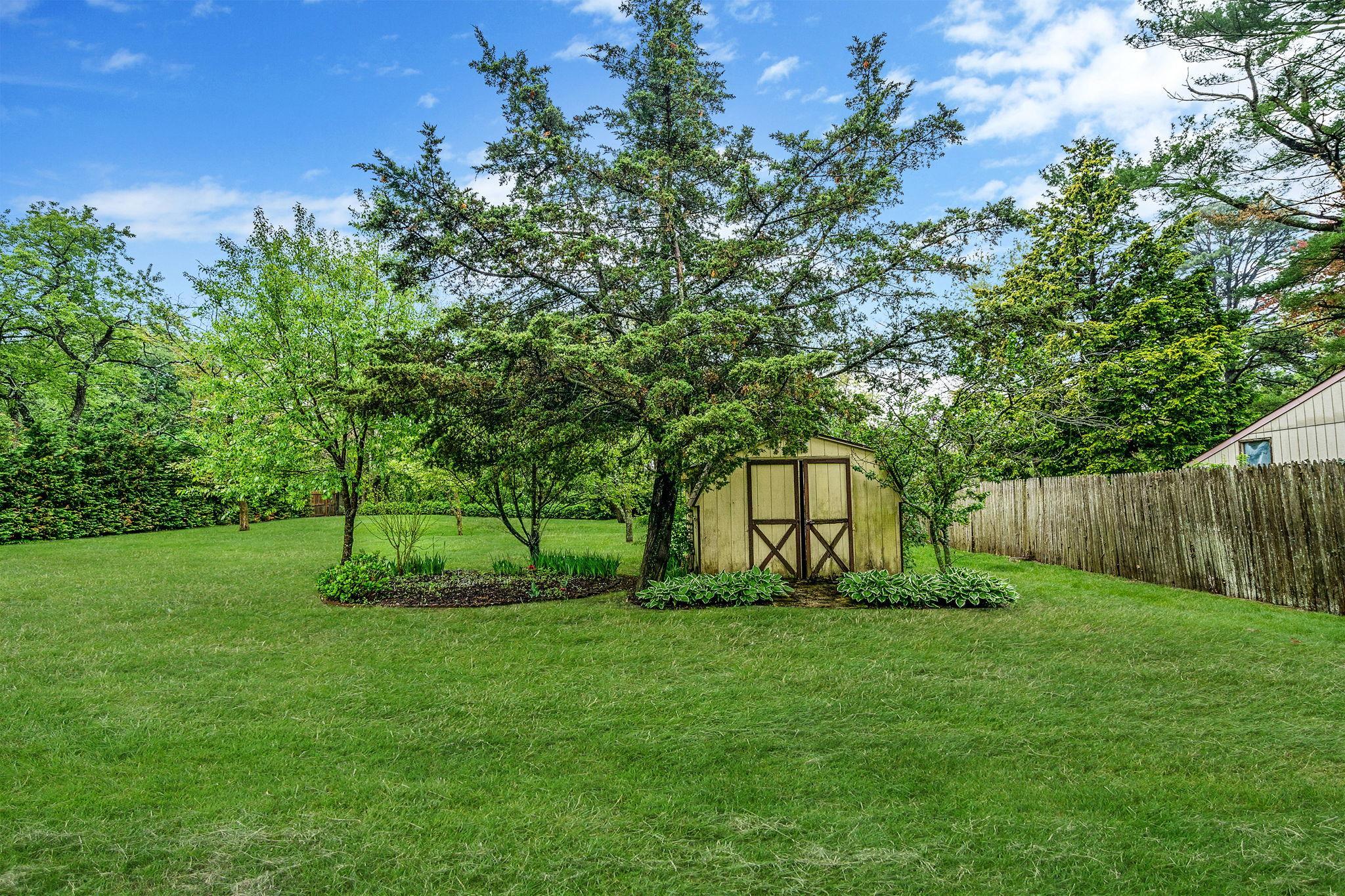Single Family Cedarhurst  Suffolk County, NY 11752, MLS-855839-25
