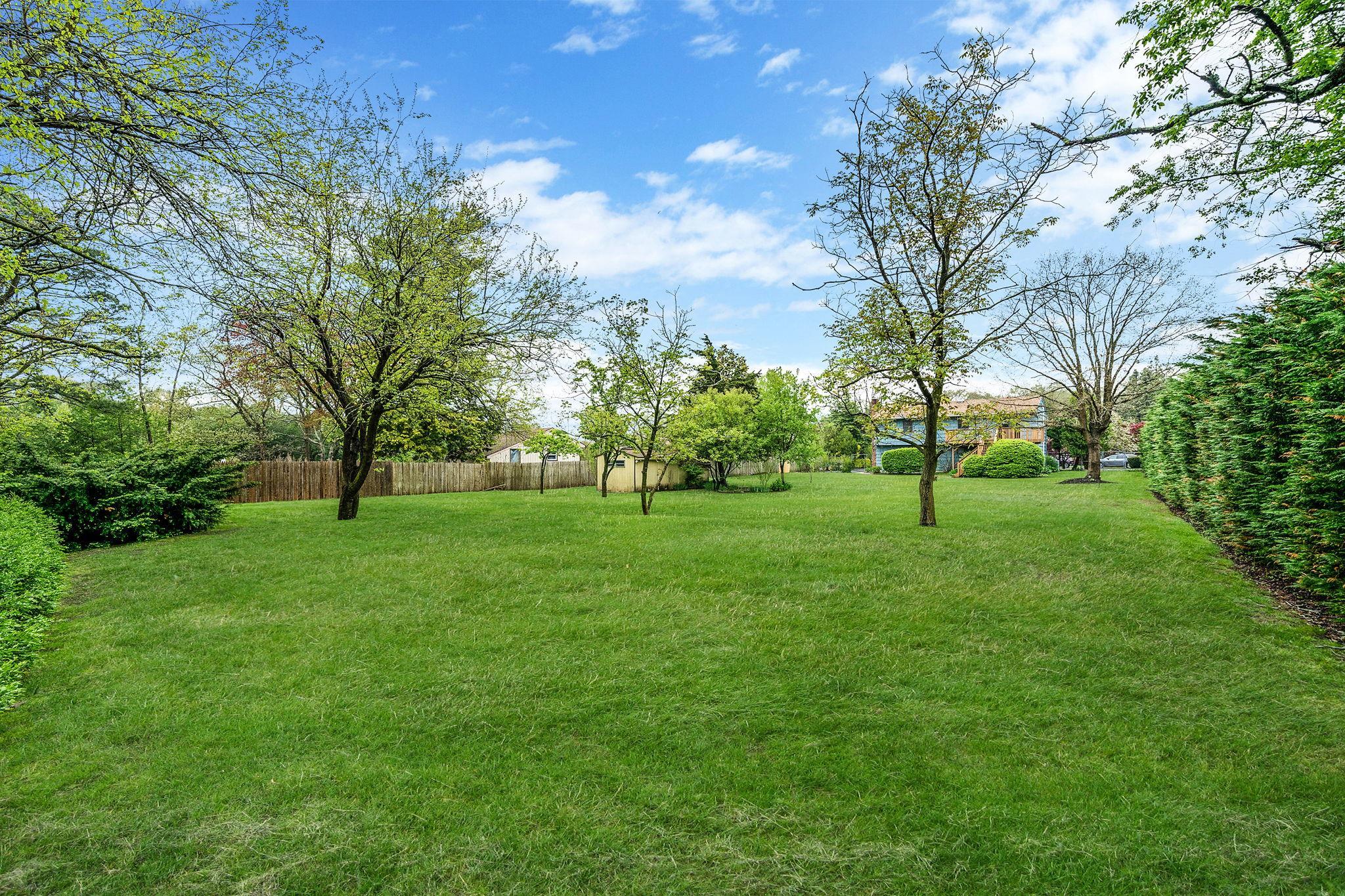 Single Family Cedarhurst  Suffolk County, NY 11752, MLS-855839-27