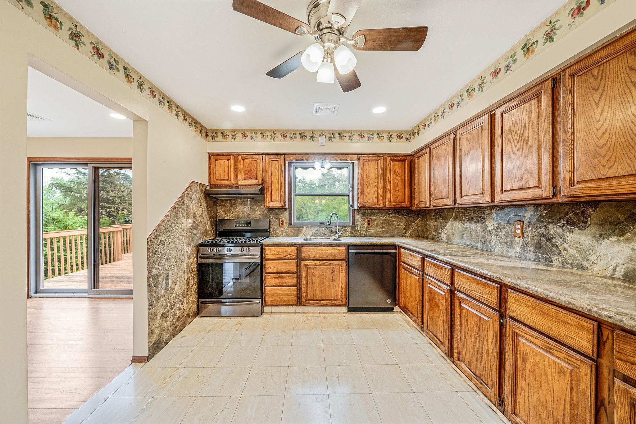 Single Family Cedarhurst  Suffolk County, NY 11752, MLS-855839-6