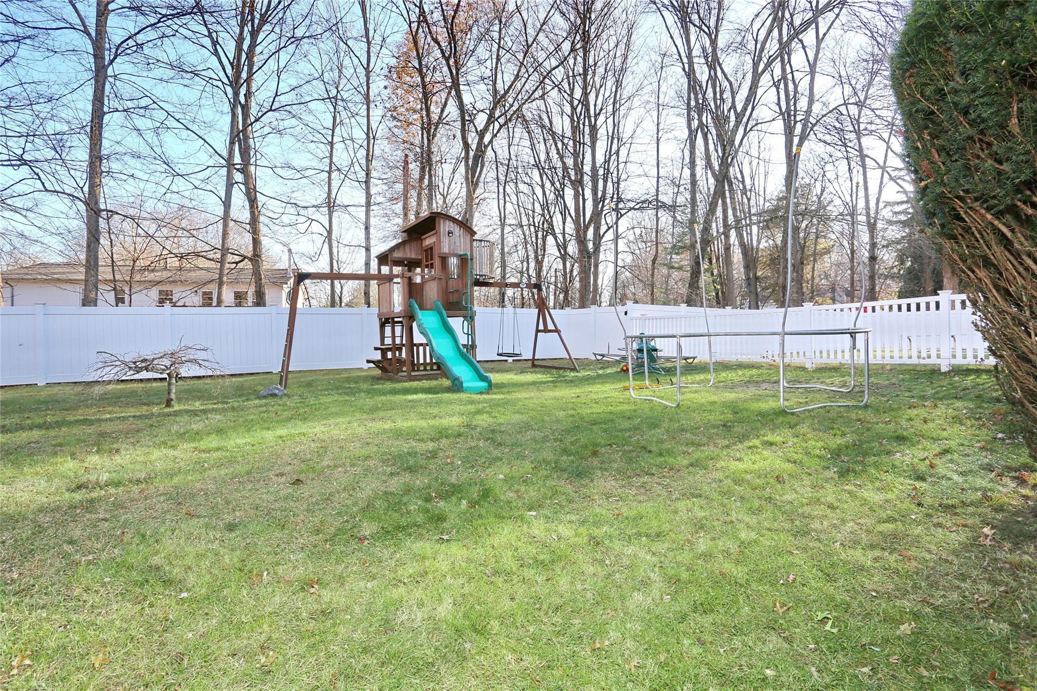 Single Family Rayson  Rockland County, NY 10952, MLS-855850-10