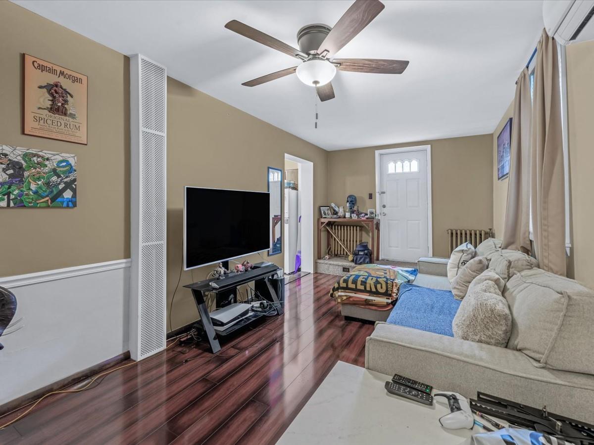 Single Family 7  Queens, NY 11356, MLS-855851-10