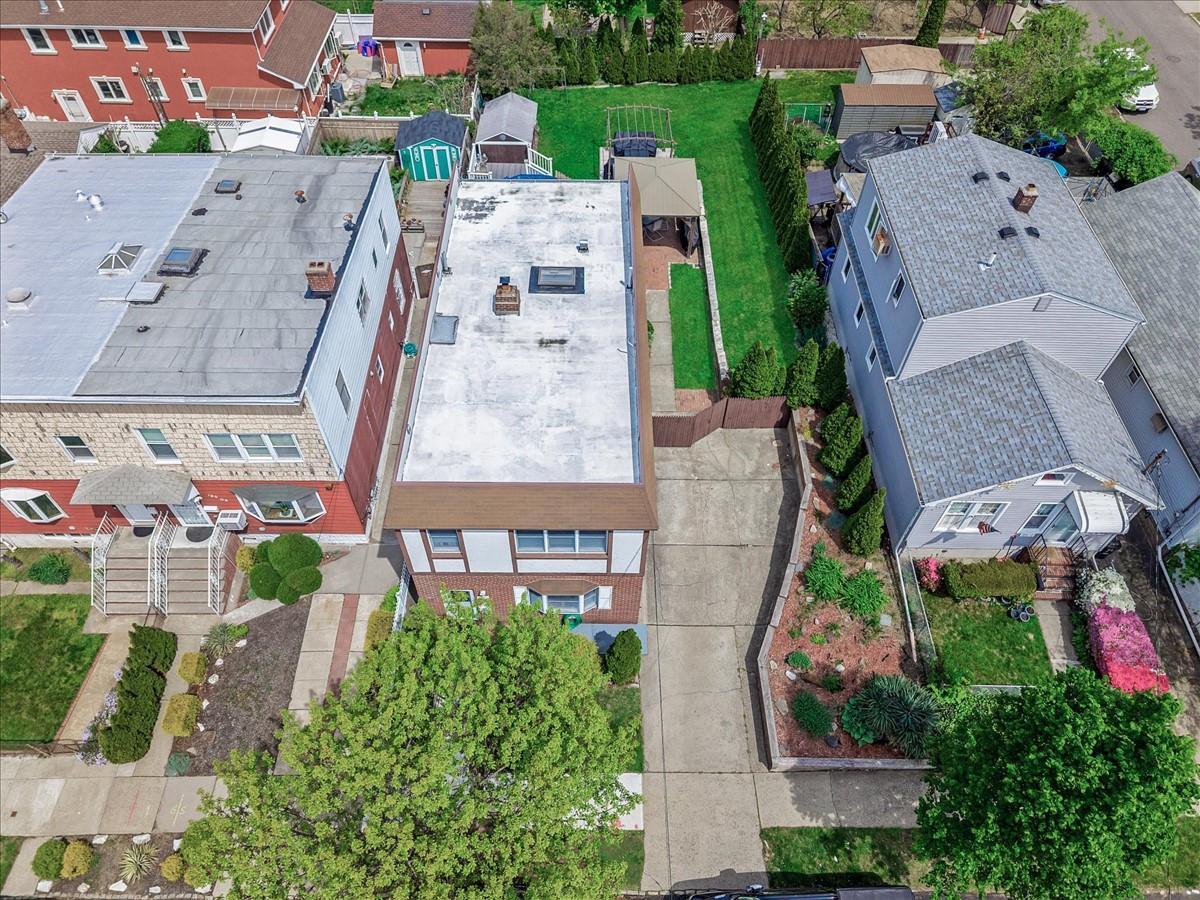 Single Family 7  Queens, NY 11356, MLS-855851-34