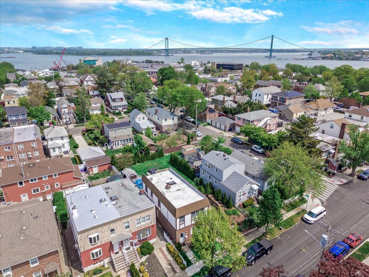 Single Family 7  Queens, NY 11356, MLS-855851-36