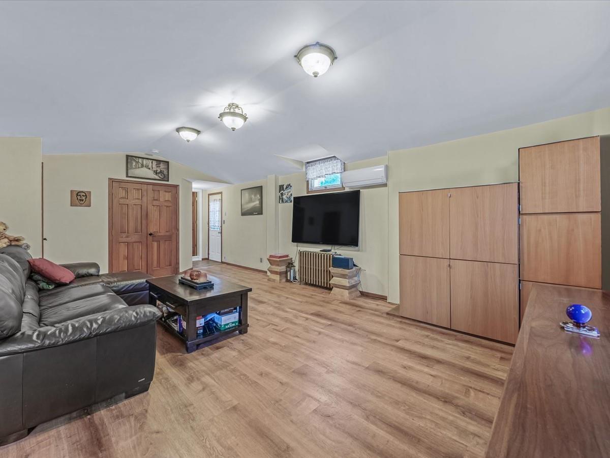 Single Family 7  Queens, NY 11356, MLS-855851-7