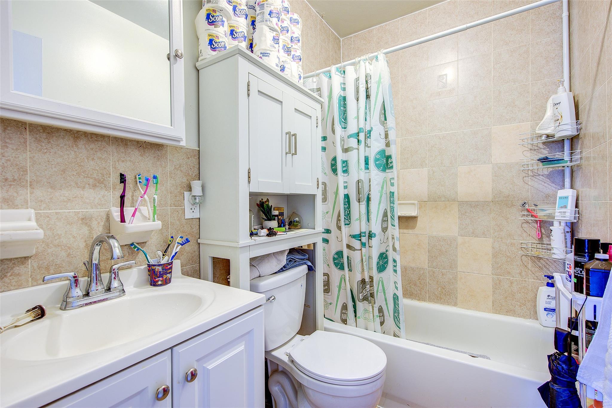 Single Family Wilson  Brooklyn, NY 11237, MLS-855857-34