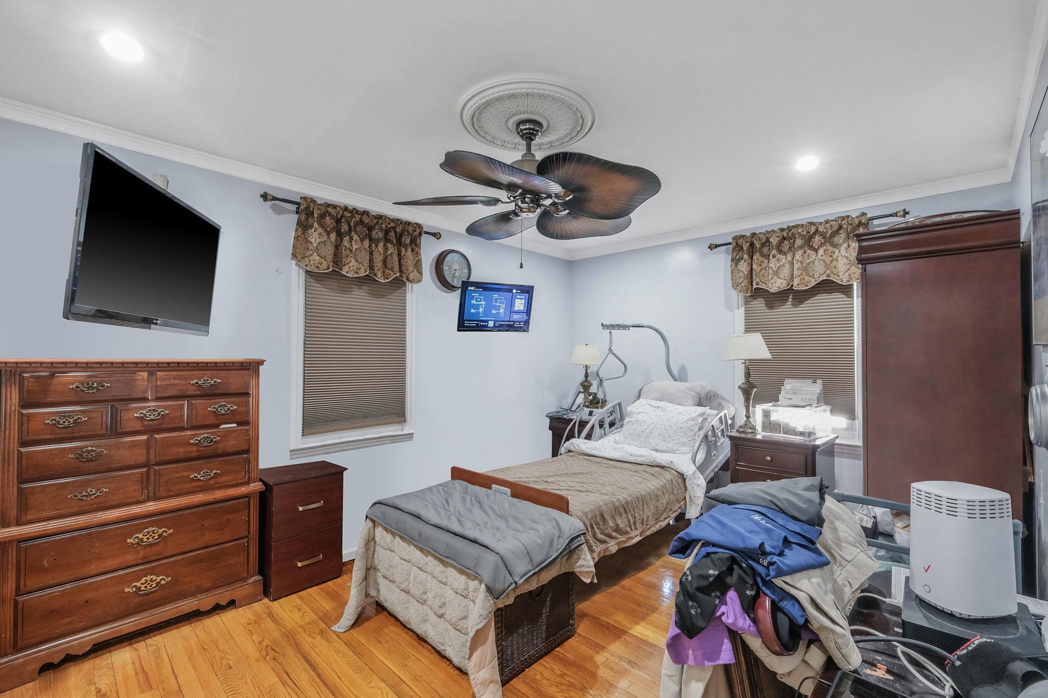 Single Family 238th  Nassau County, NY 11003, MLS-855870-16