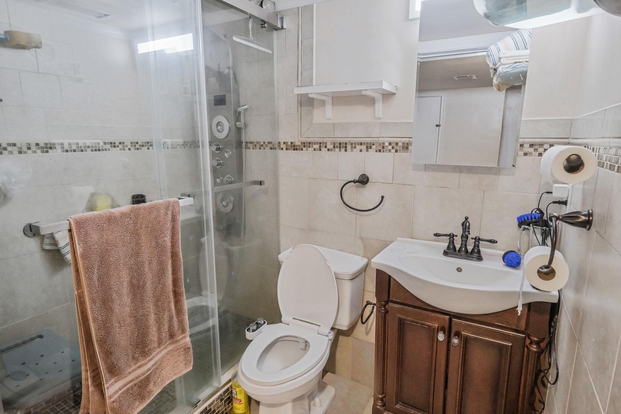 Single Family 238th  Nassau County, NY 11003, MLS-855870-24