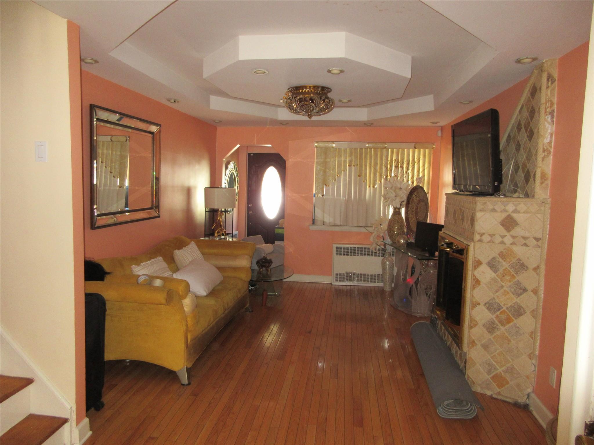 Single Family Ely  Bronx, NY 10466, MLS-855901-3
