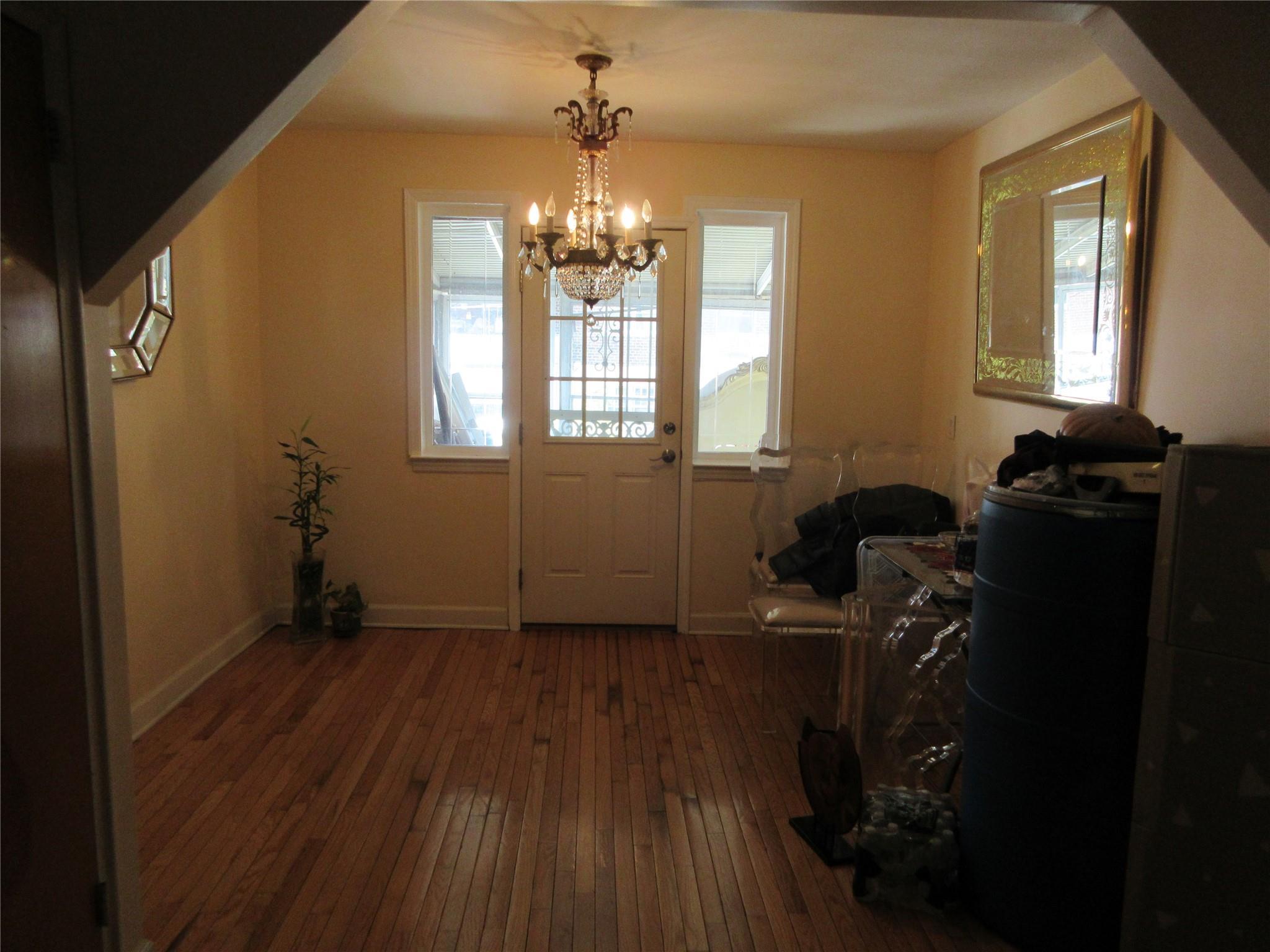 Single Family Ely  Bronx, NY 10466, MLS-855901-4