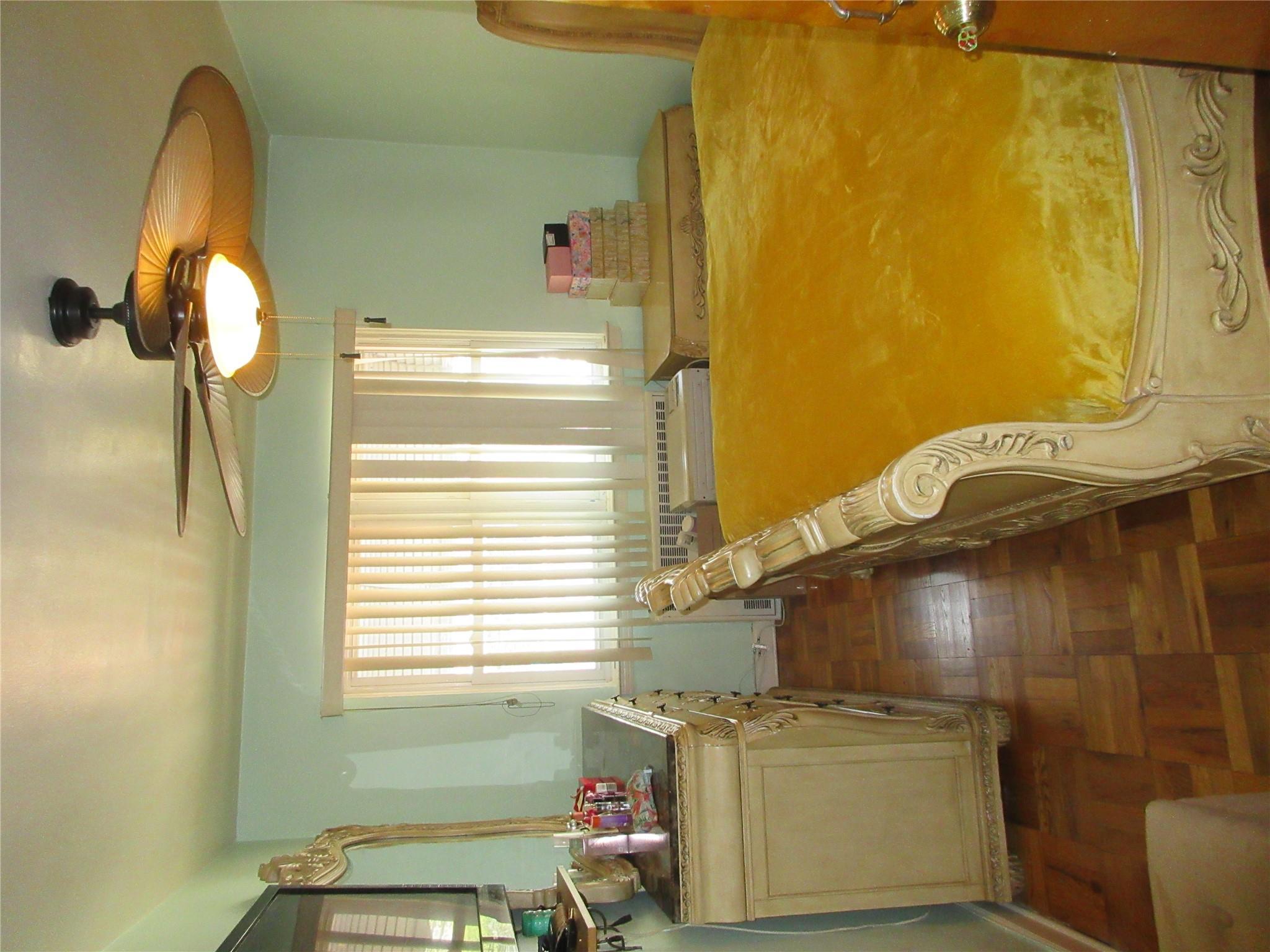 Single Family Ely  Bronx, NY 10466, MLS-855901-9