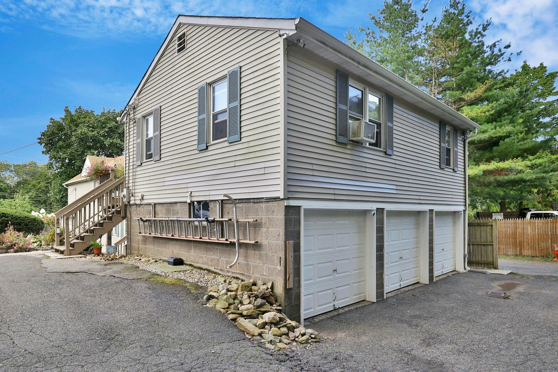 Single Family Conger  Rockland County, NY 10927, MLS-855909-5