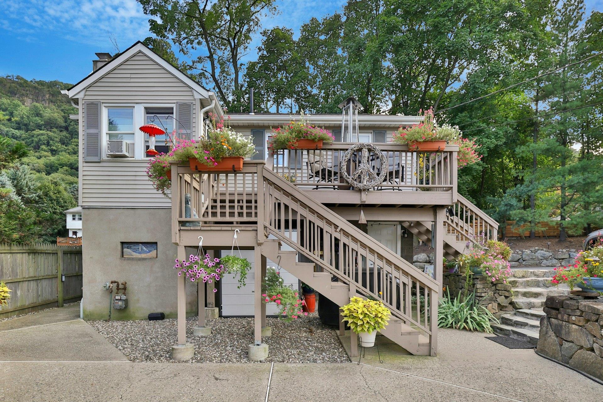 Single Family Conger  Rockland County, NY 10927, MLS-855909-6
