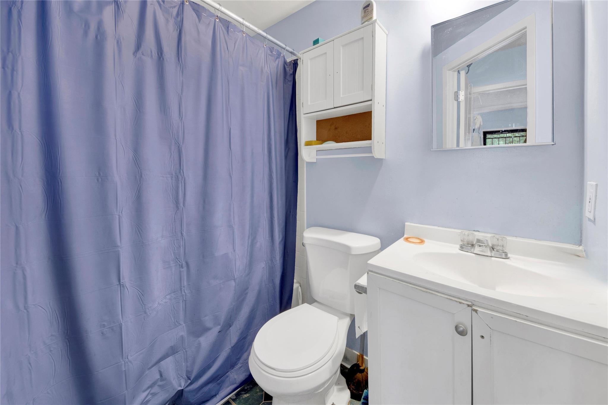 Single Family Underhill  Bronx, NY 10473, MLS-855914-22