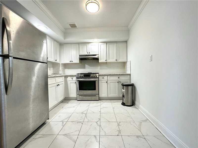 Apartment 73rd  Queens, NY 11379, MLS-855921-3