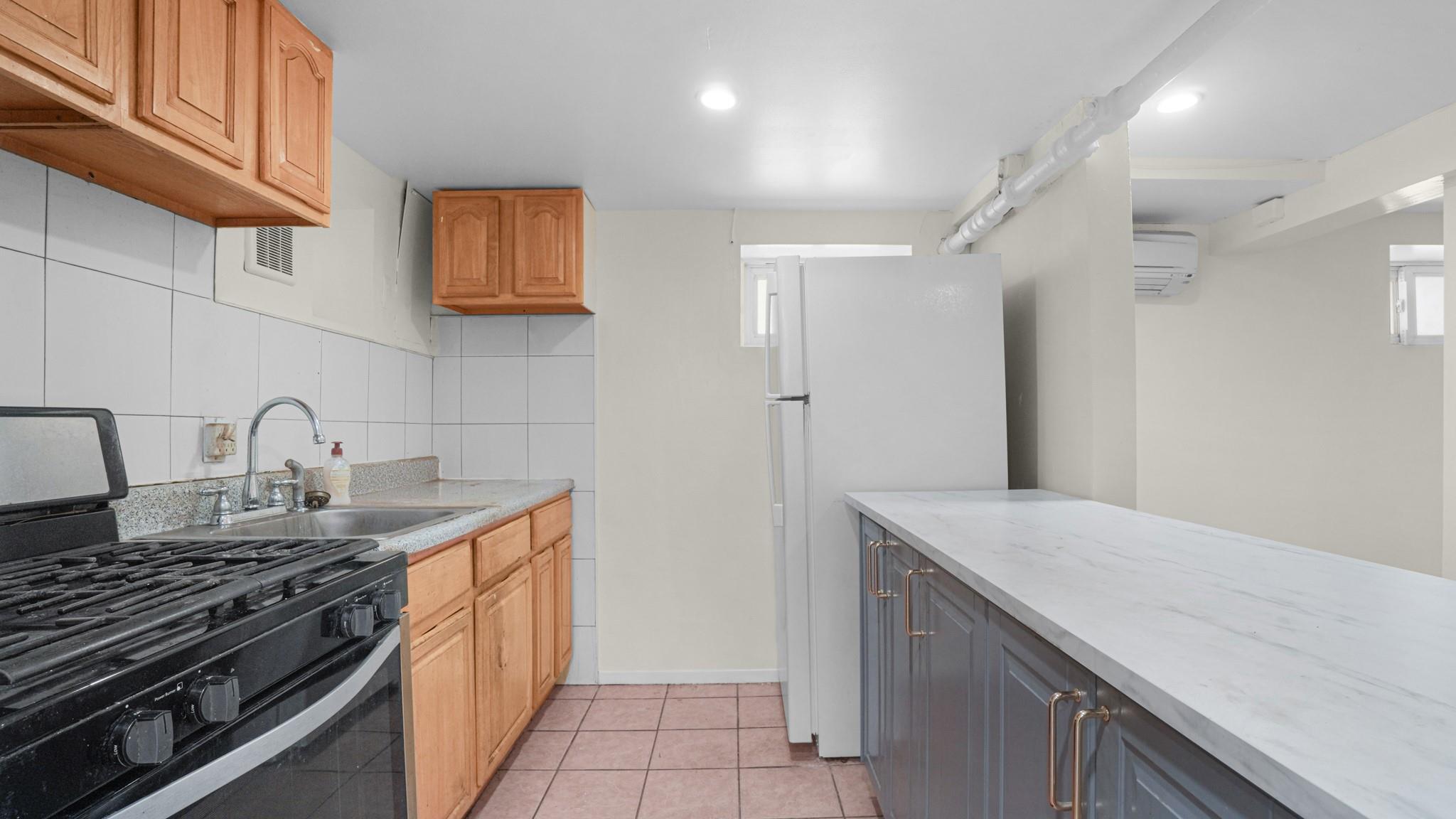 Single Family 216  Queens, NY 11428, MLS-855936-19