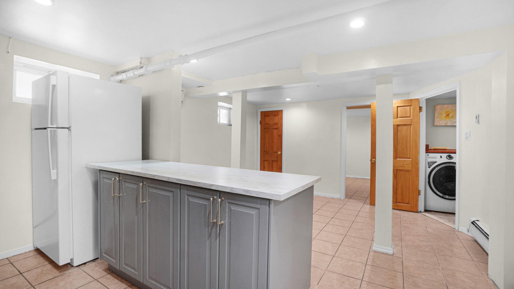 Single Family 216  Queens, NY 11428, MLS-855936-21