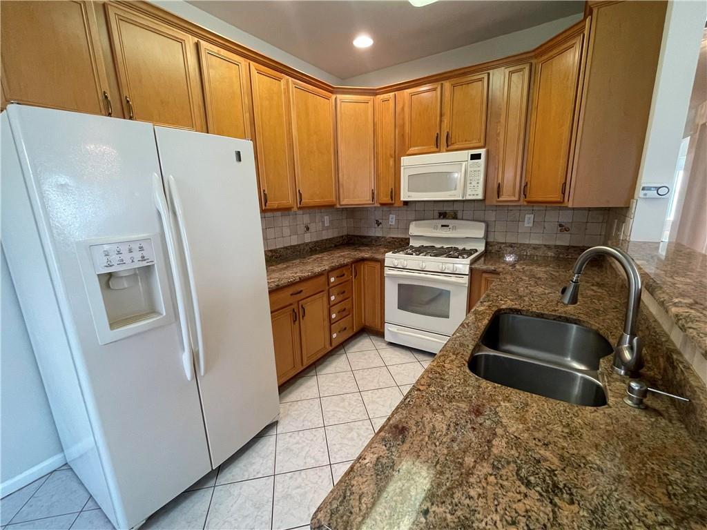 Single Family Huntington  Dutchess County, NY 12524, MLS-855968-10