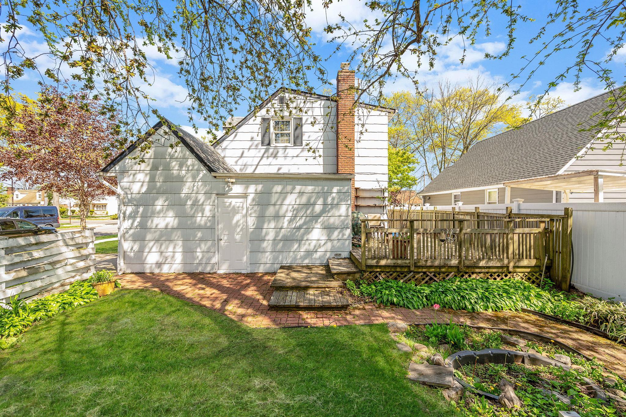 Single Family Allen  Nassau County, NY 11550, MLS-855971-24