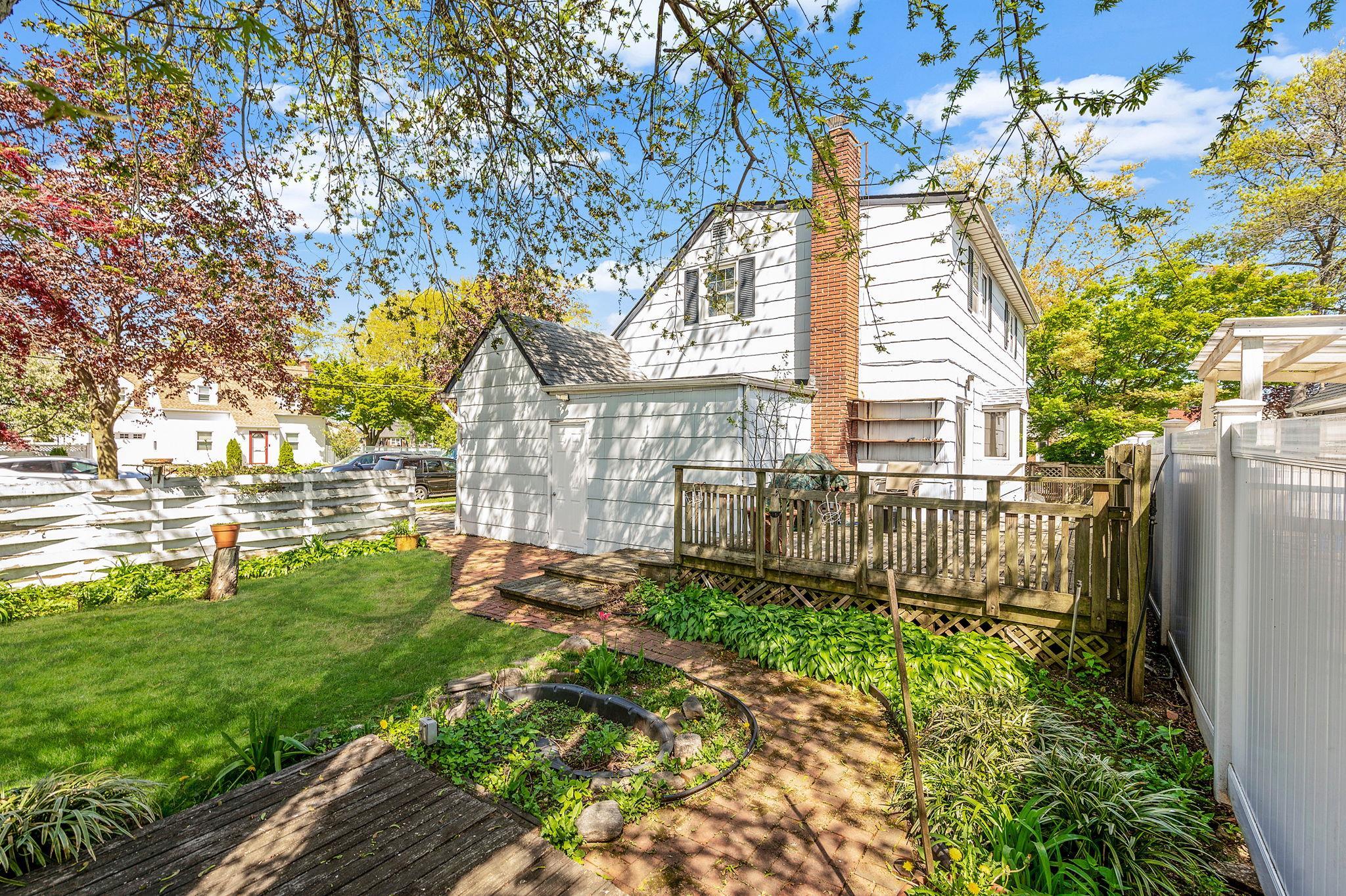 Single Family Allen  Nassau County, NY 11550, MLS-855971-25