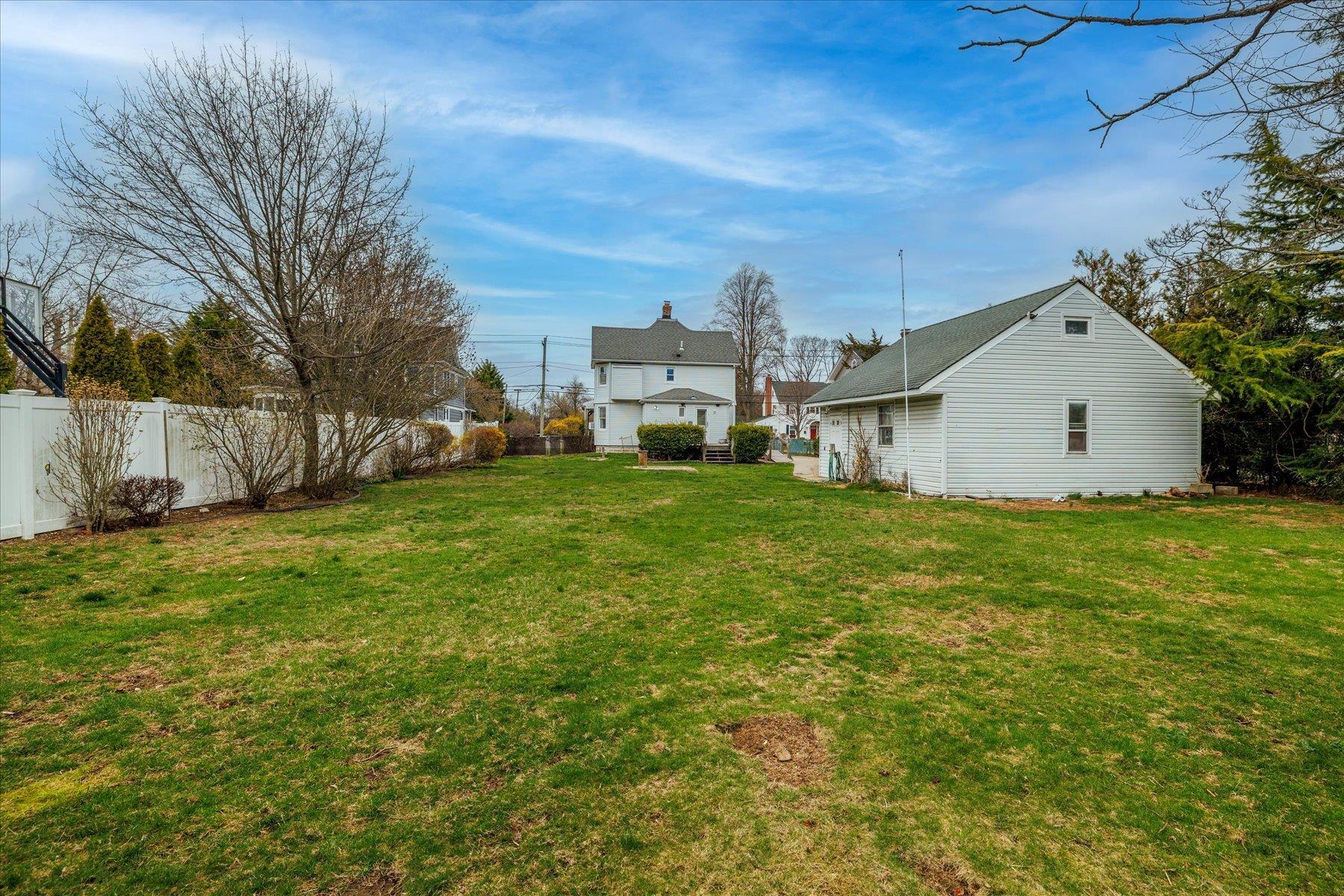 Single Family Thomas  Nassau County, NY 11510, MLS-855974-23