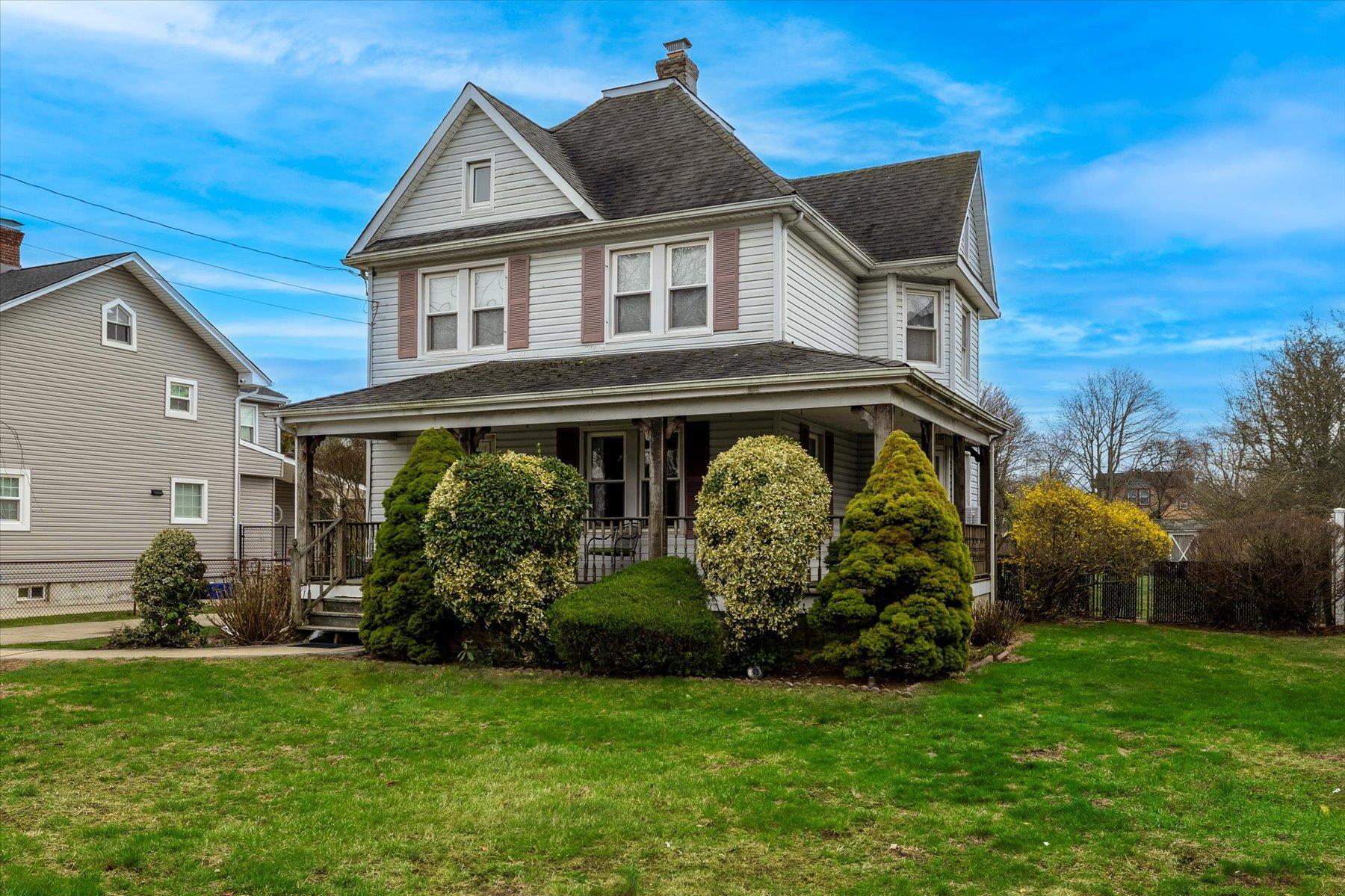 Single Family Thomas  Nassau County, NY 11510, MLS-855974-3