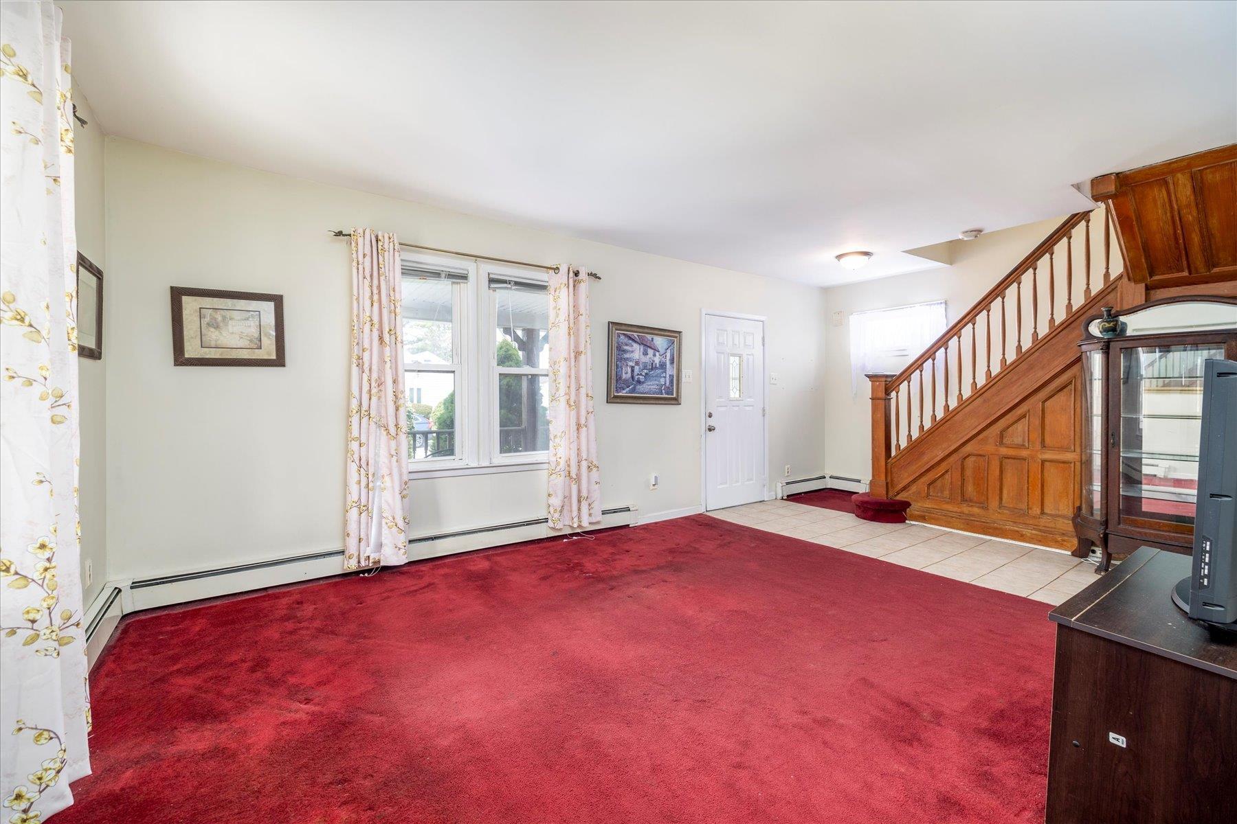 Single Family Thomas  Nassau County, NY 11510, MLS-855974-7