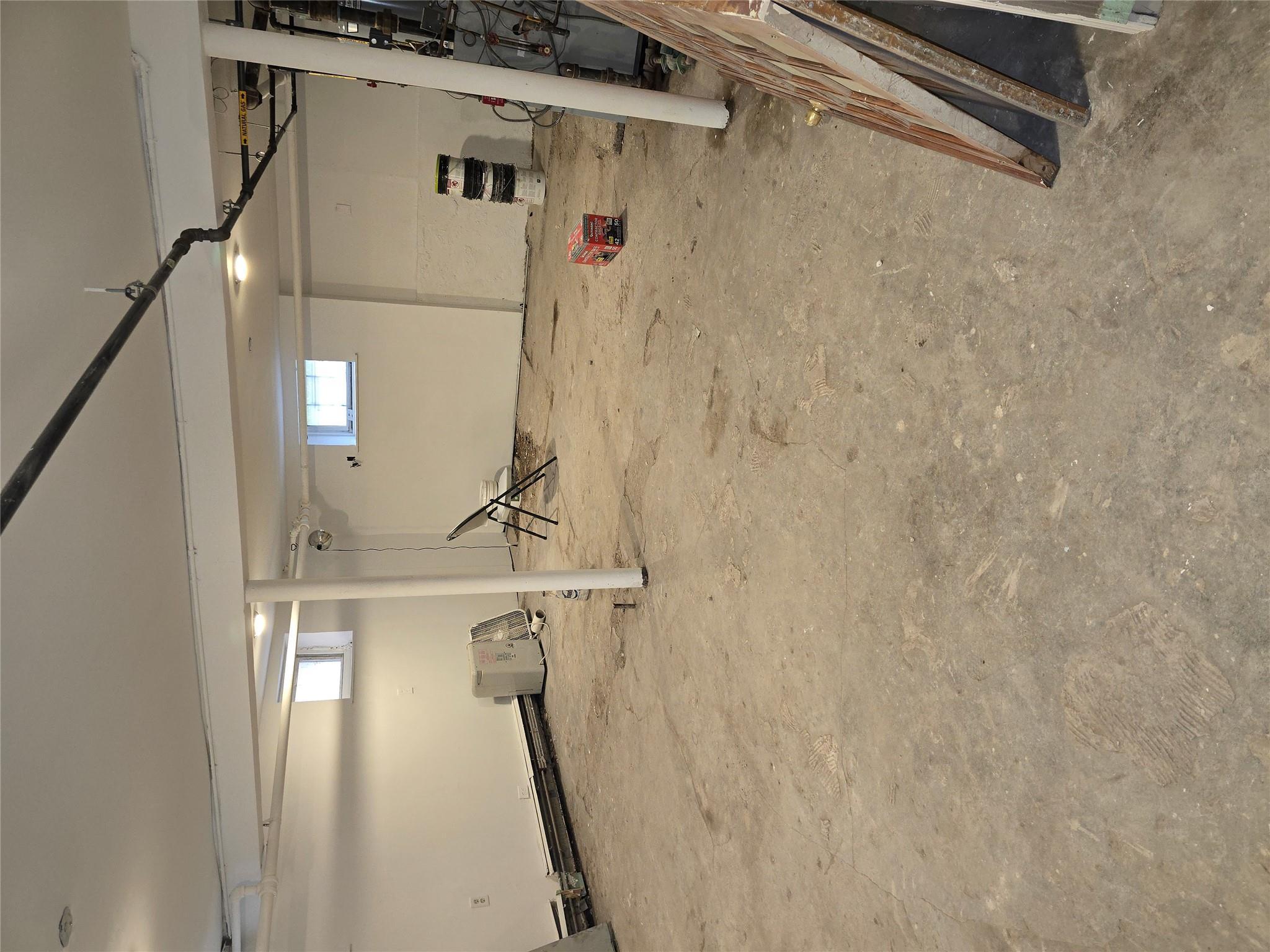 Single Family E. 55th Street  Brooklyn, NY 11234, MLS-855977-32