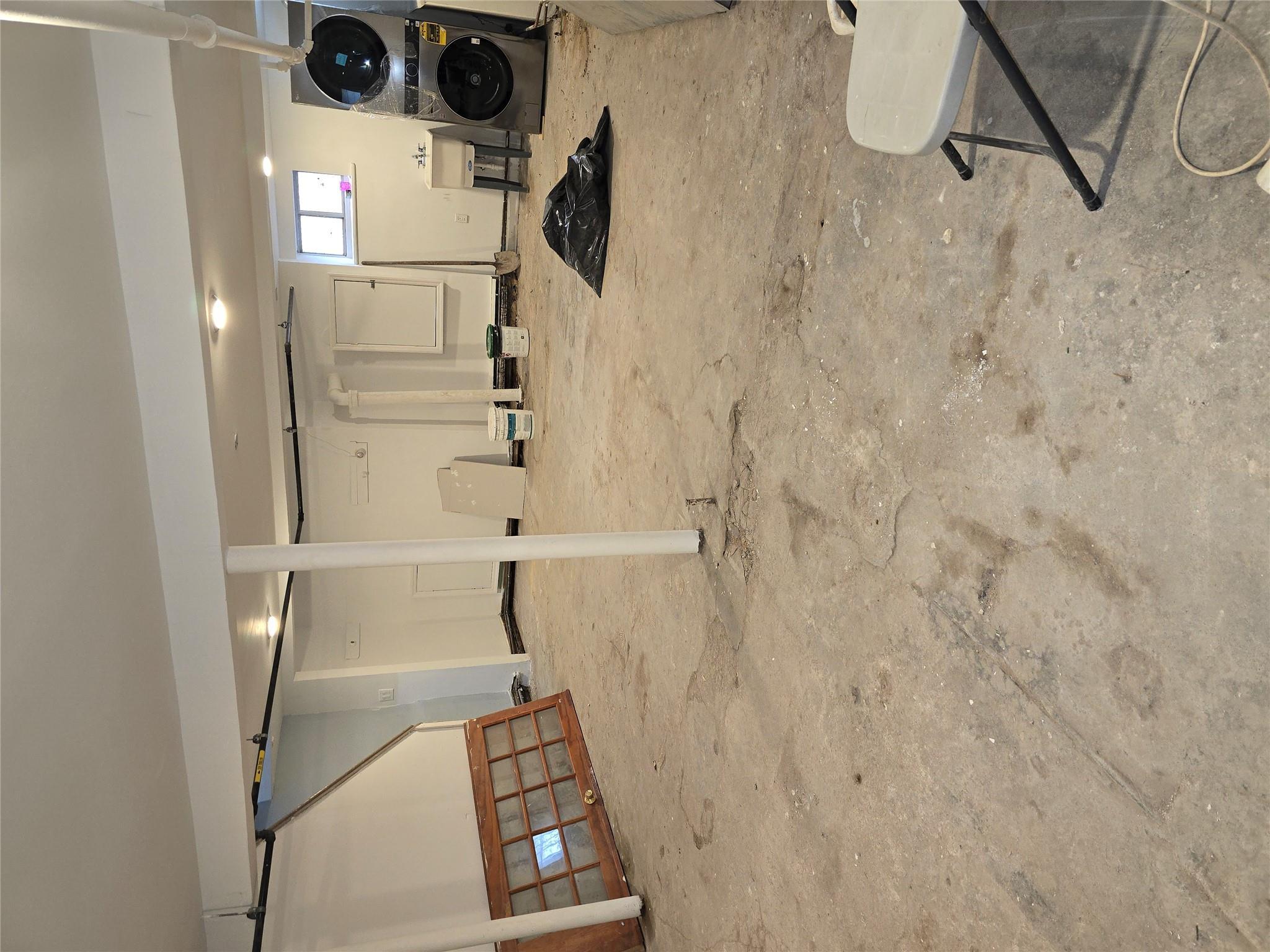 Single Family E. 55th Street  Brooklyn, NY 11234, MLS-855977-33