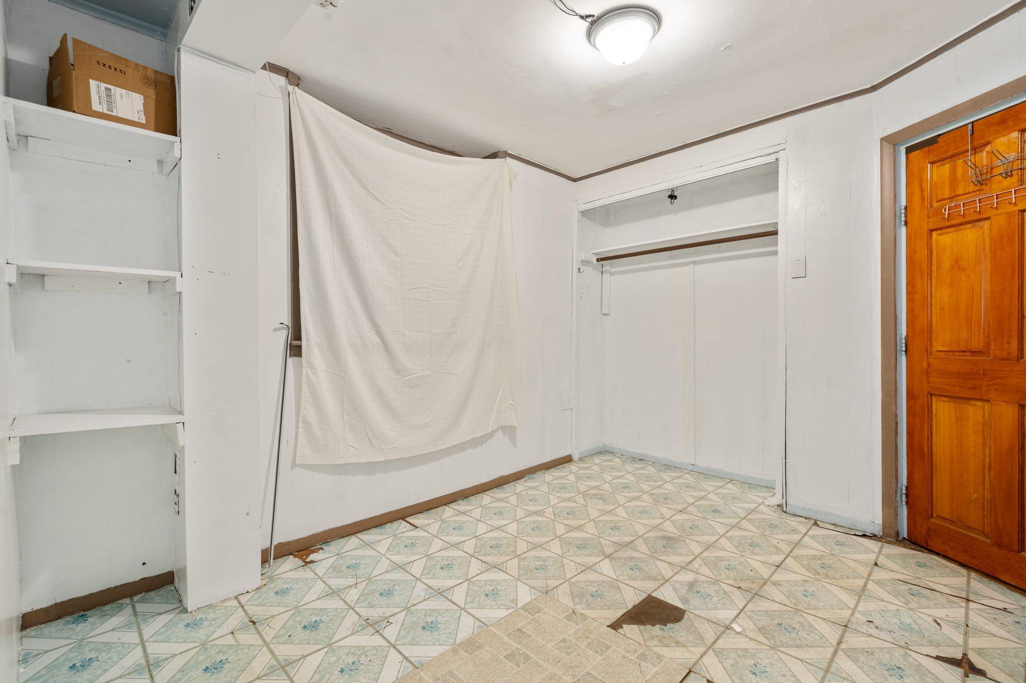 Single Family Martense  Queens, NY 11368, MLS-856002-7
