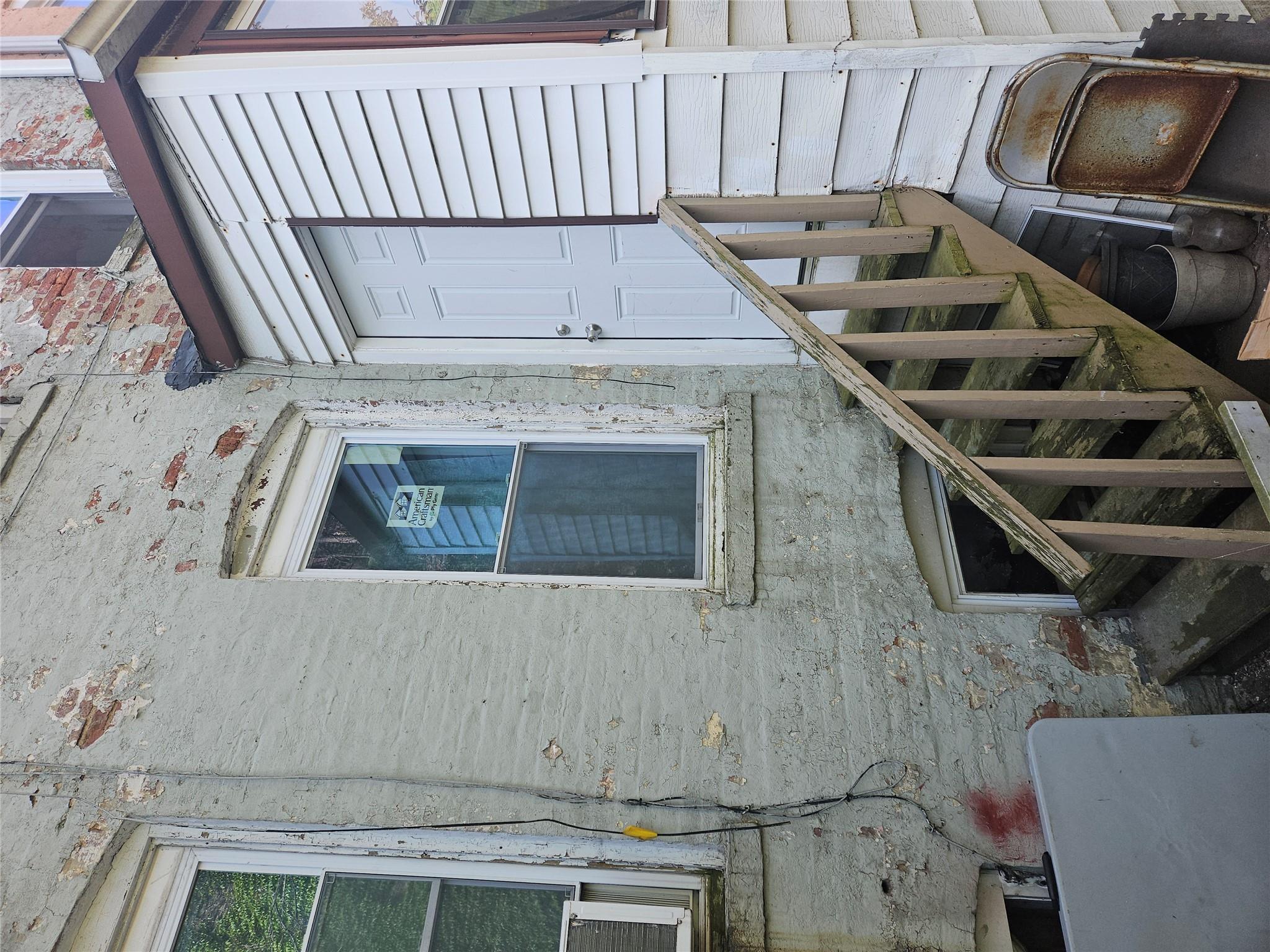 Single Family Ridgewood  Brooklyn, NY 11208, MLS-856003-6