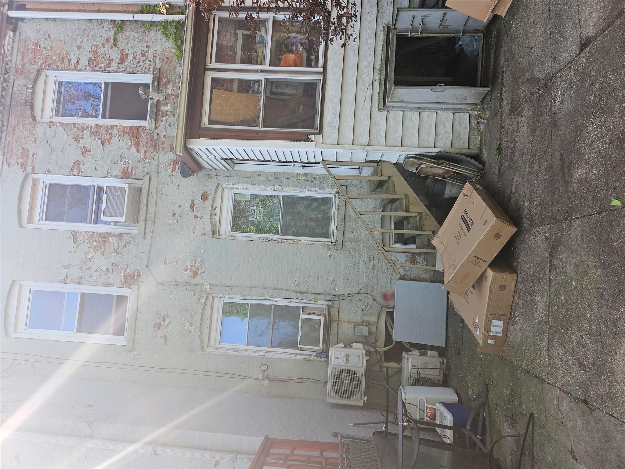 Single Family Ridgewood  Brooklyn, NY 11208, MLS-856003-8