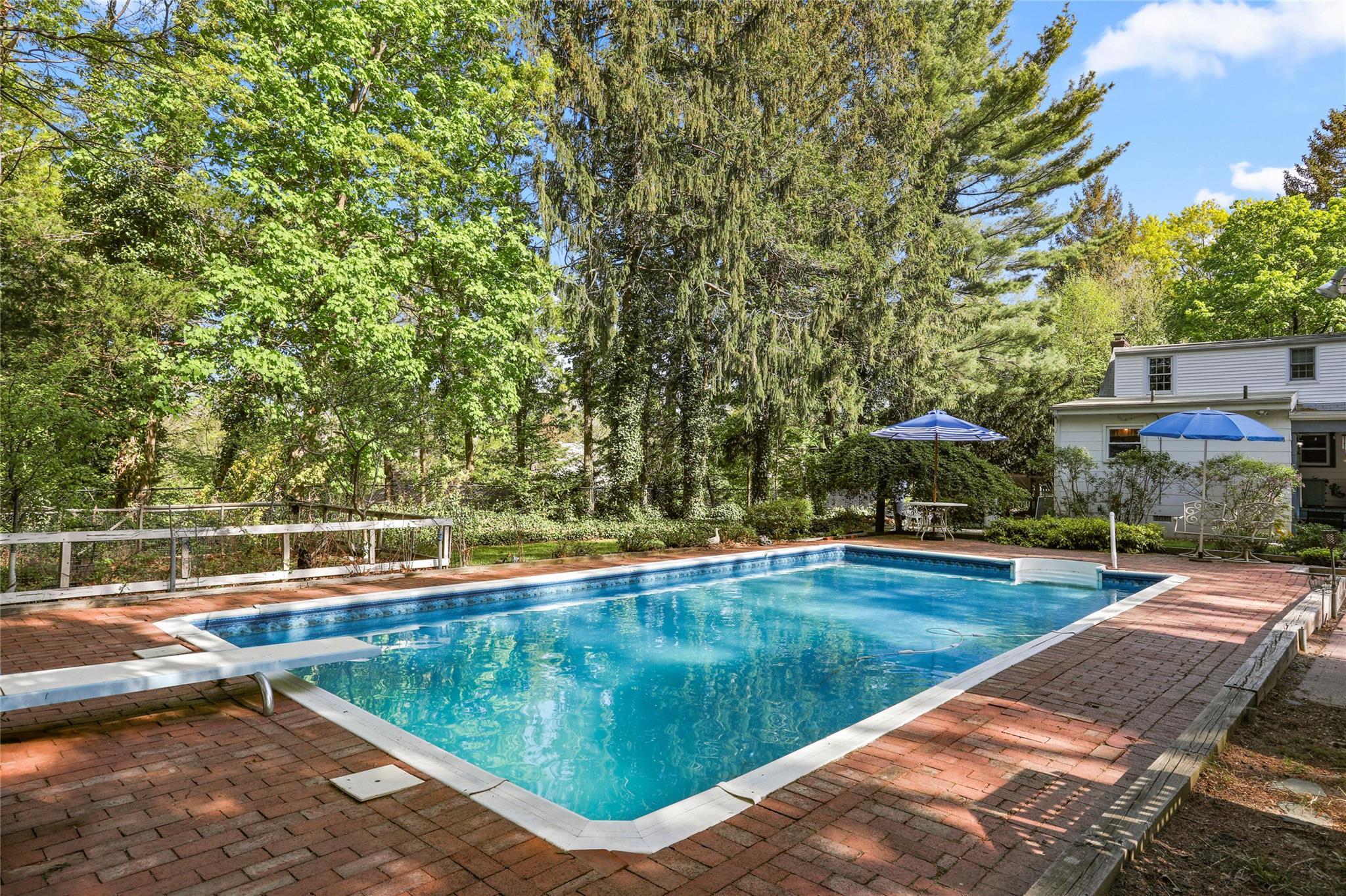 Single Family Rose  Suffolk County, NY 11768, MLS-856007-20