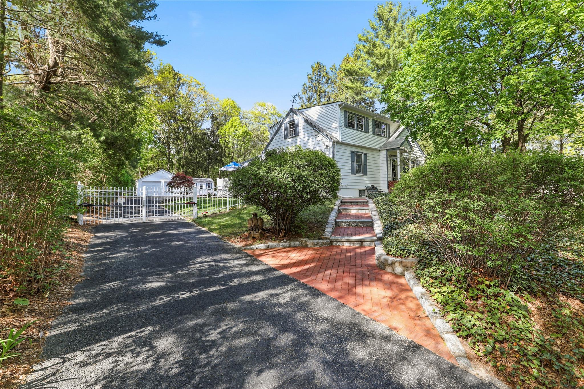 Single Family Rose  Suffolk County, NY 11768, MLS-856007-24