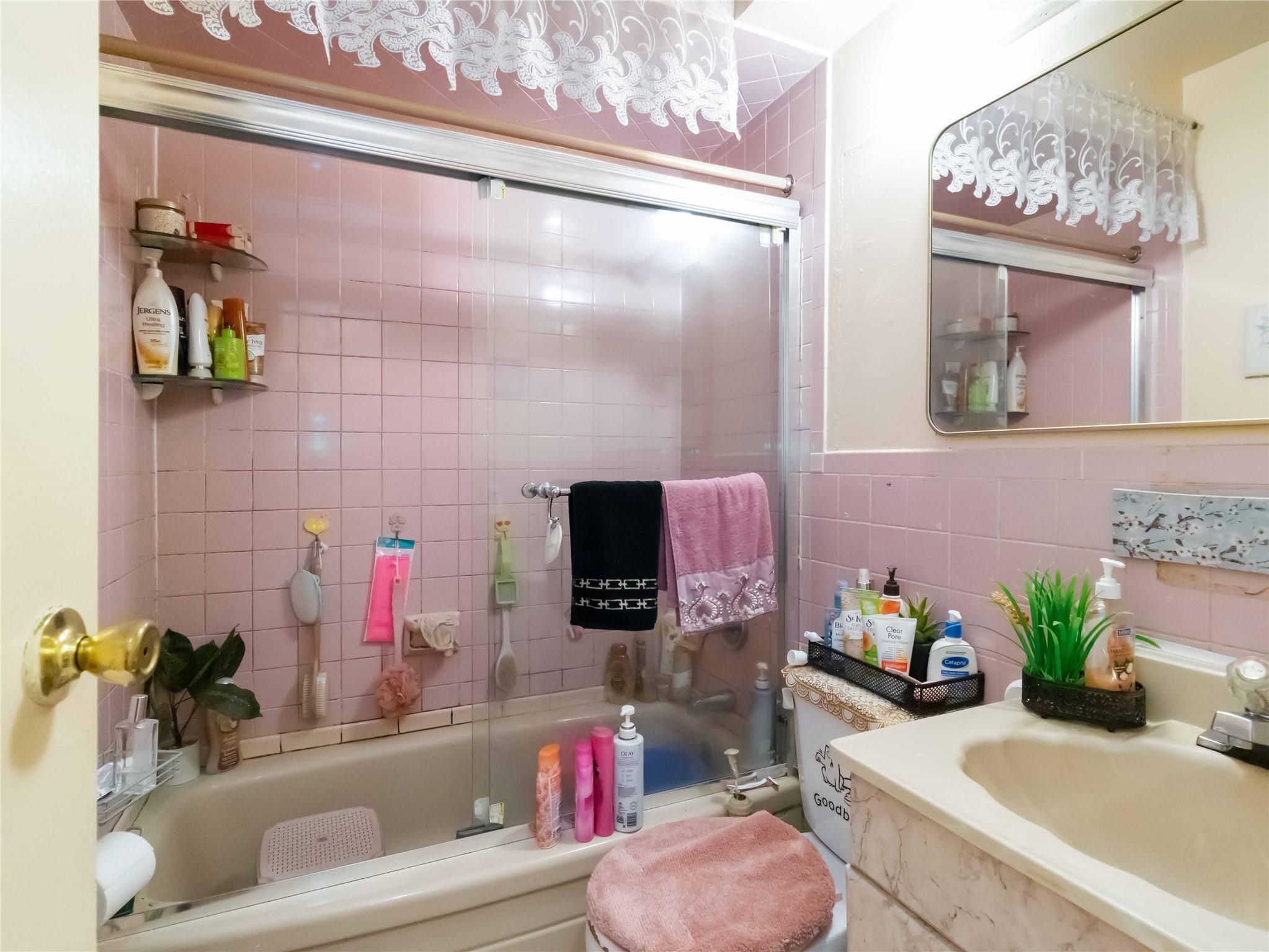 Single Family 102nd  Queens, NY 11416, MLS-856010-21