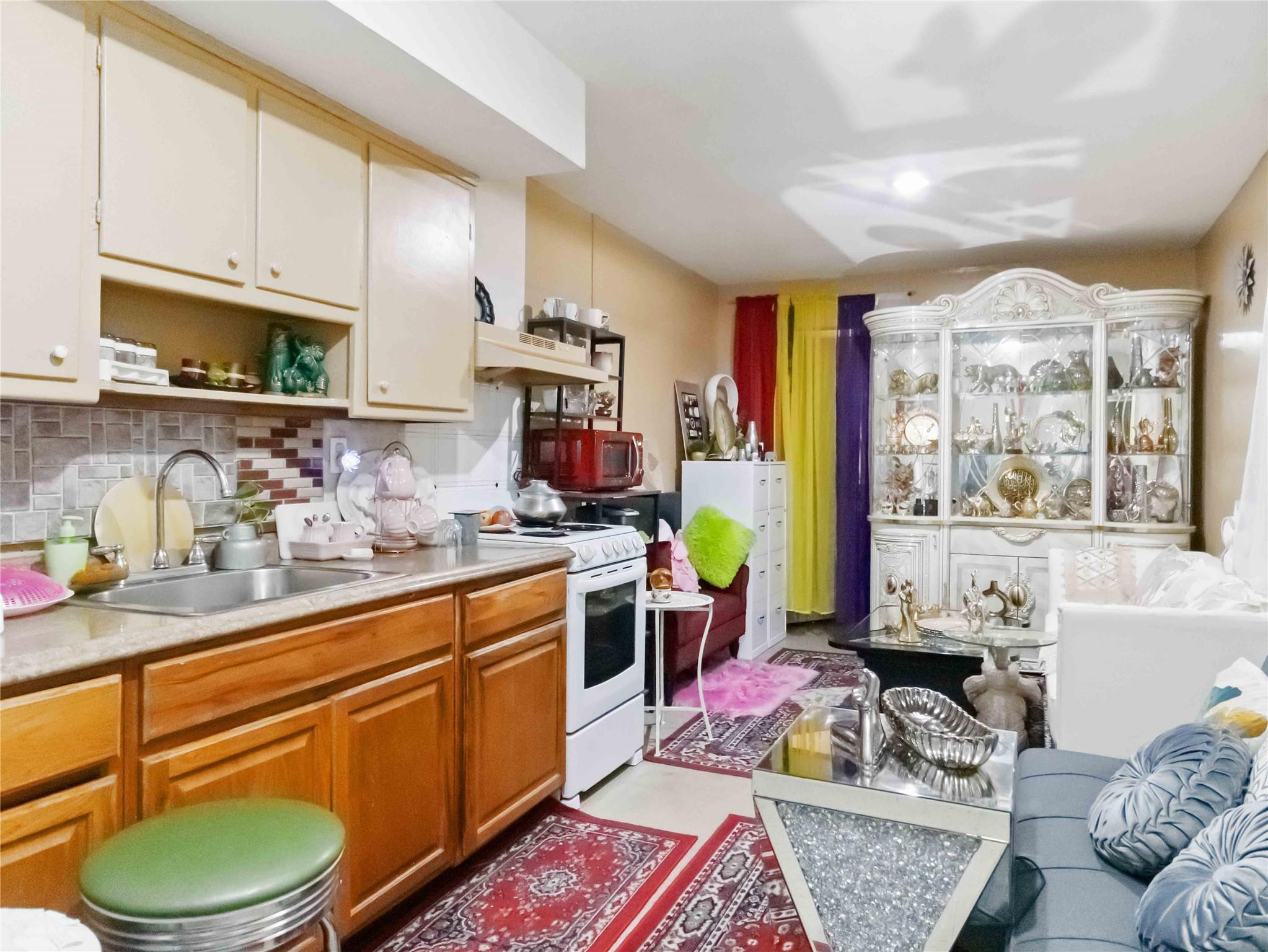 Single Family 102nd  Queens, NY 11416, MLS-856010-25