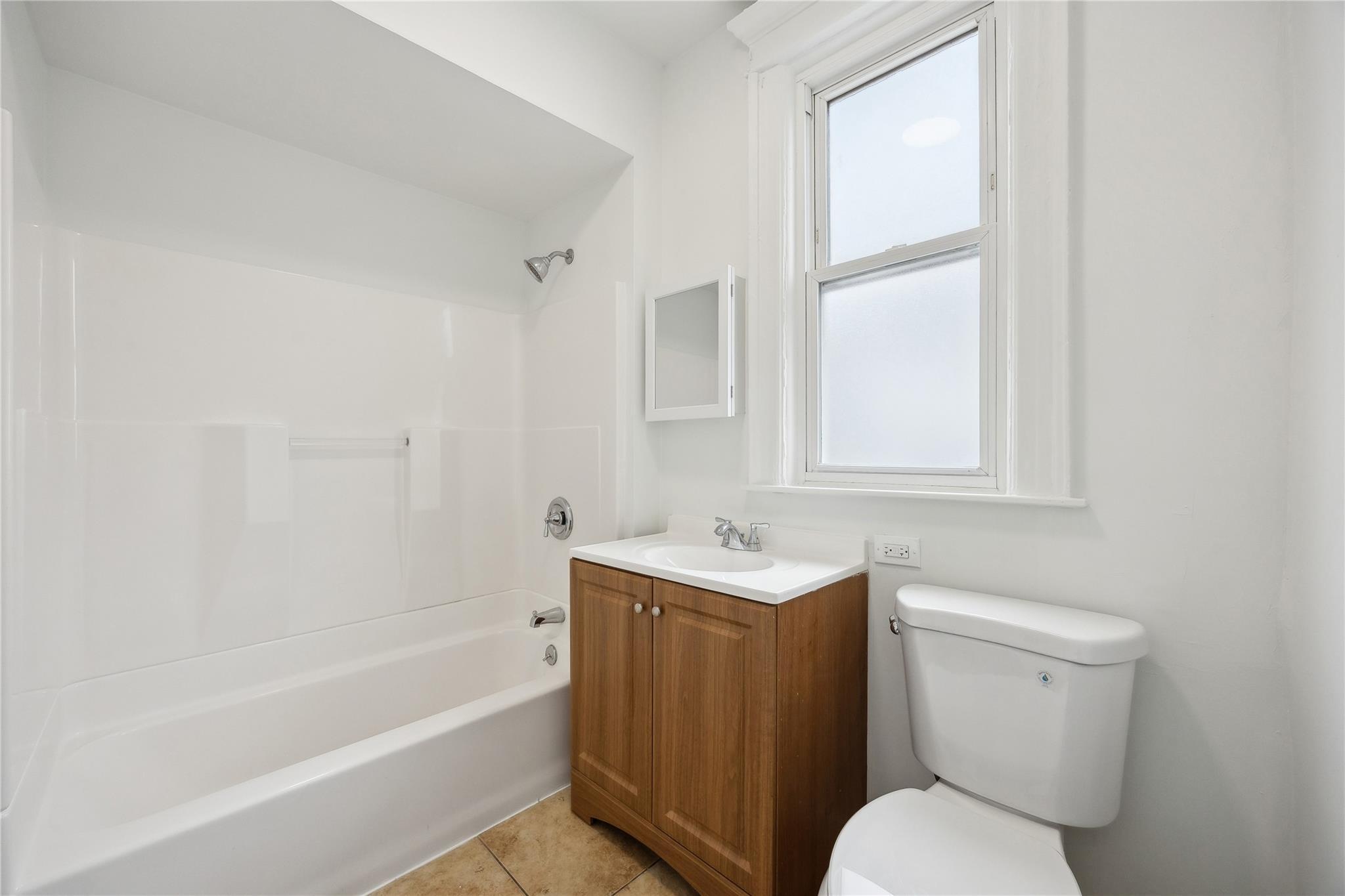 Single Family 43  Queens, NY 11377, MLS-856015-18