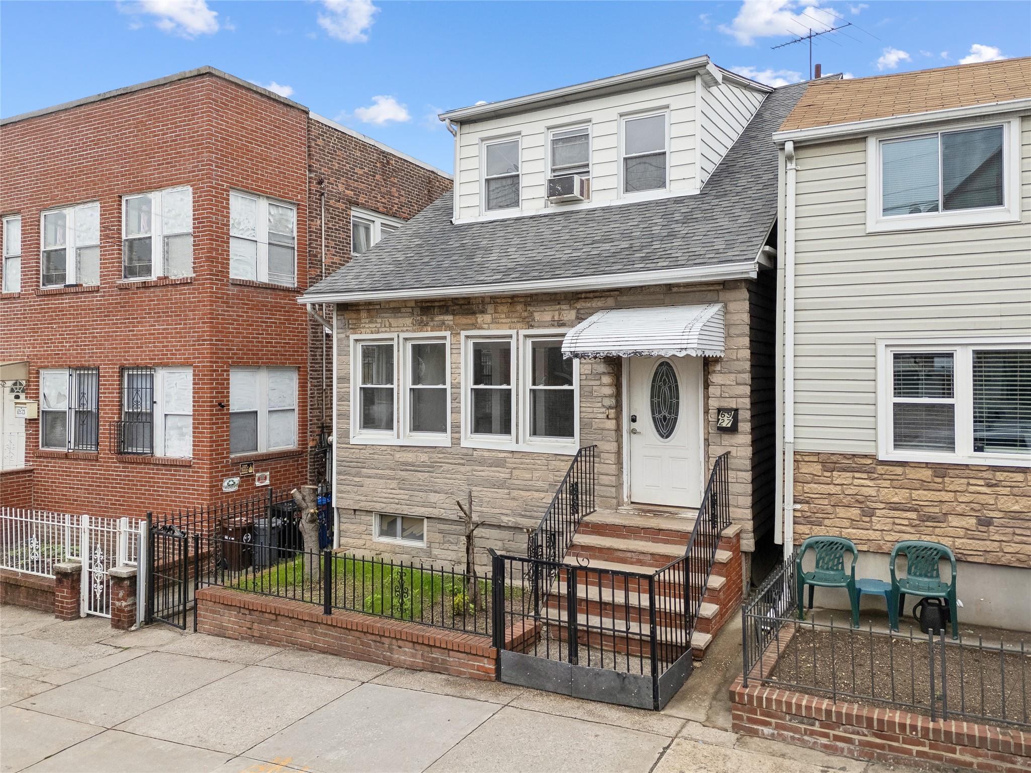 Single Family 43  Queens, NY 11377, MLS-856015-26